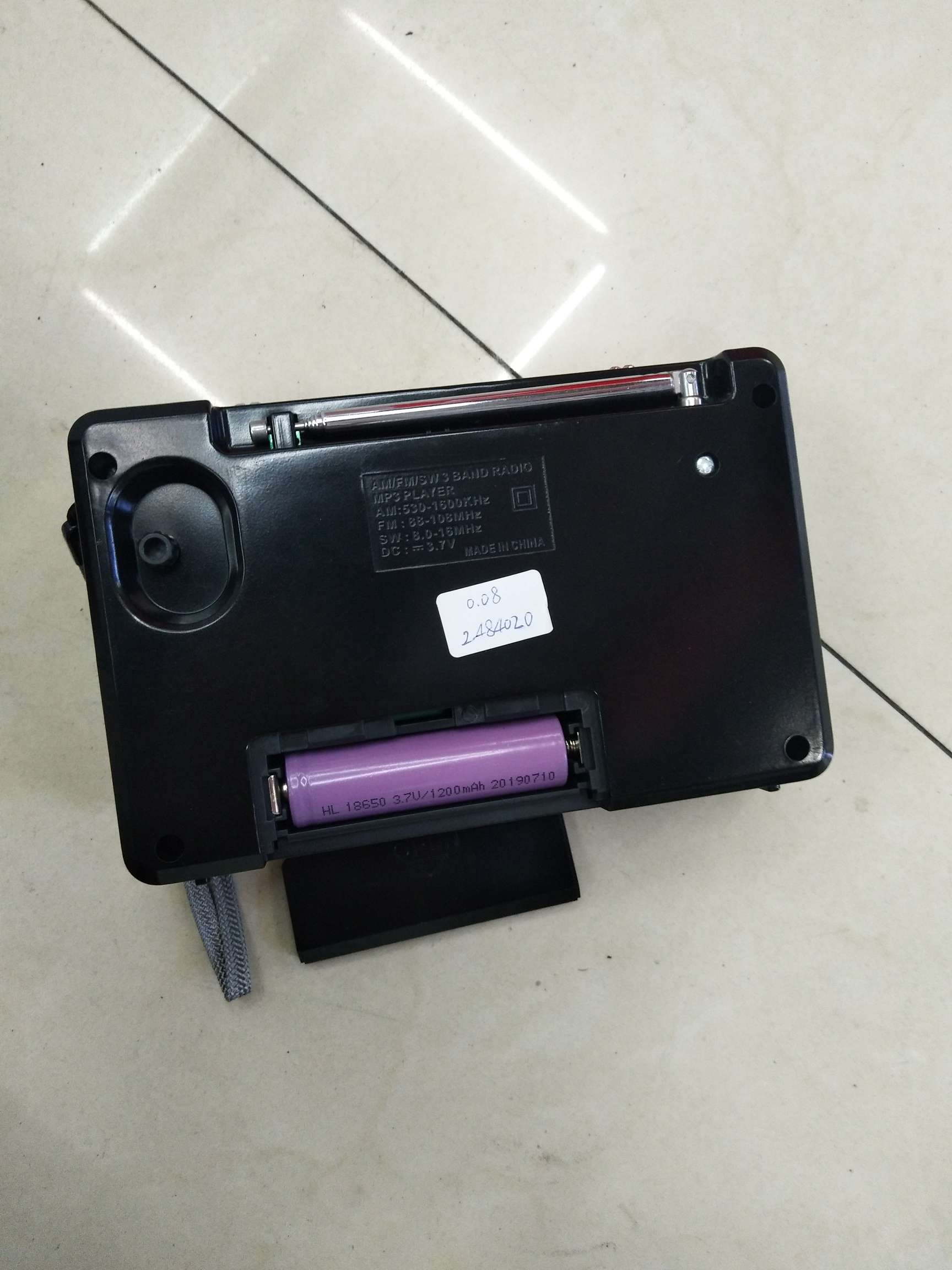 741C Charging card Radio with light and clock Application Scenario