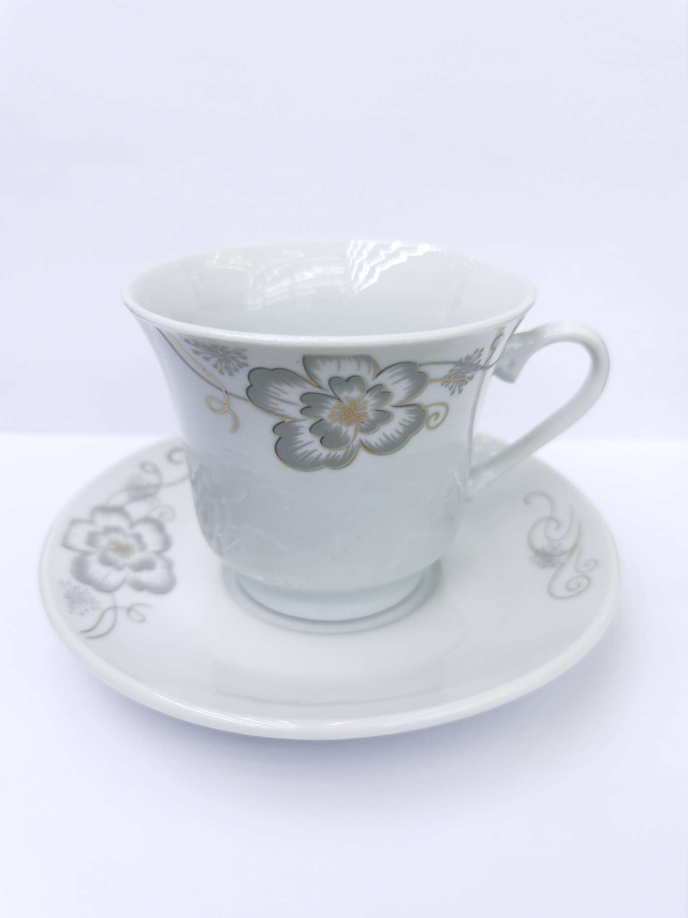 220CC large saucer 6 cups and 6 plates new thumbnail