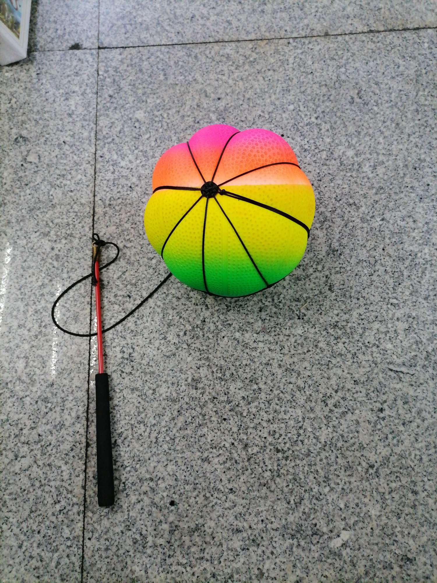 带灯充气球，产品图