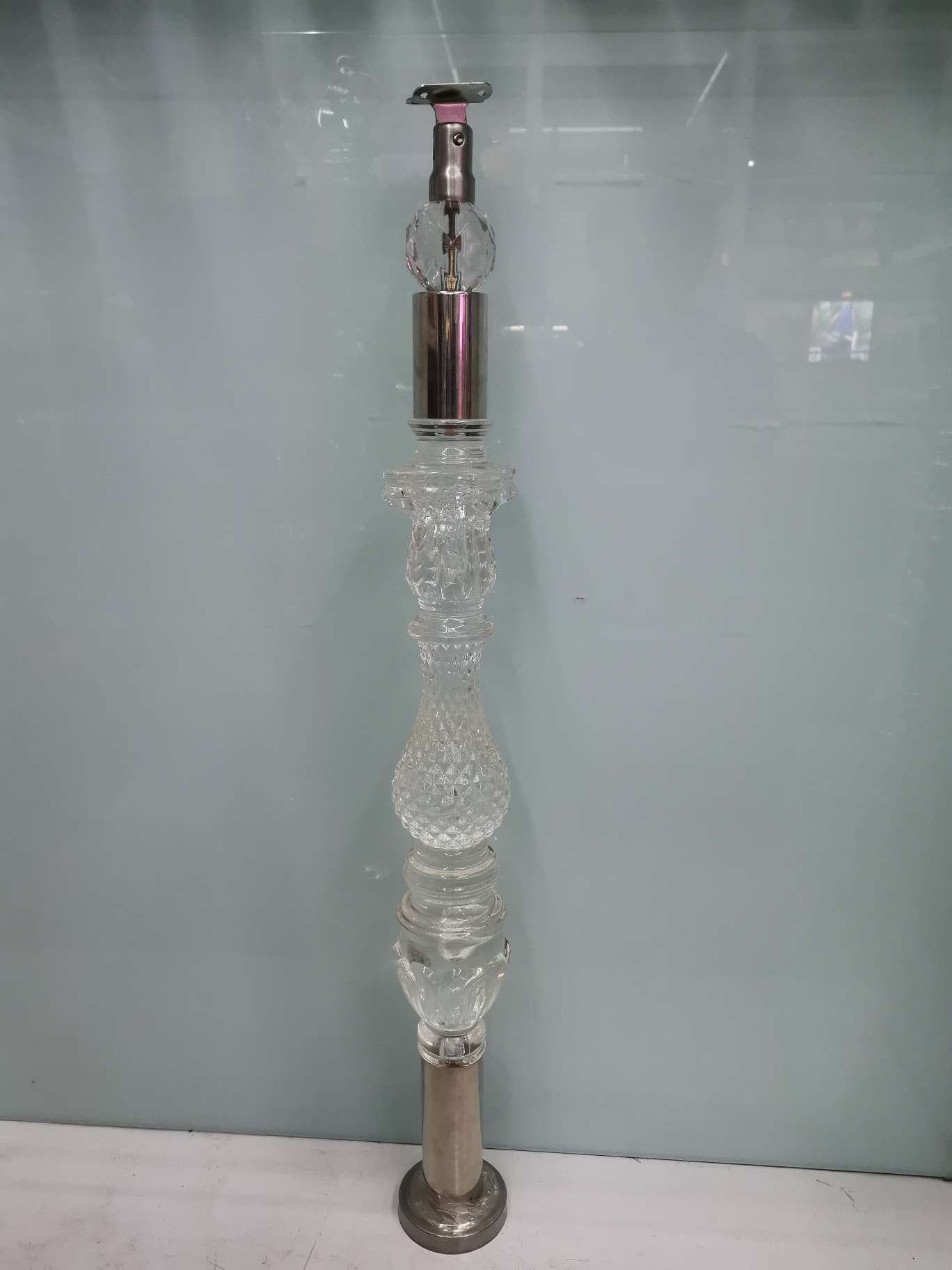 Hy-228 Transparent light acrylic column thumbnail