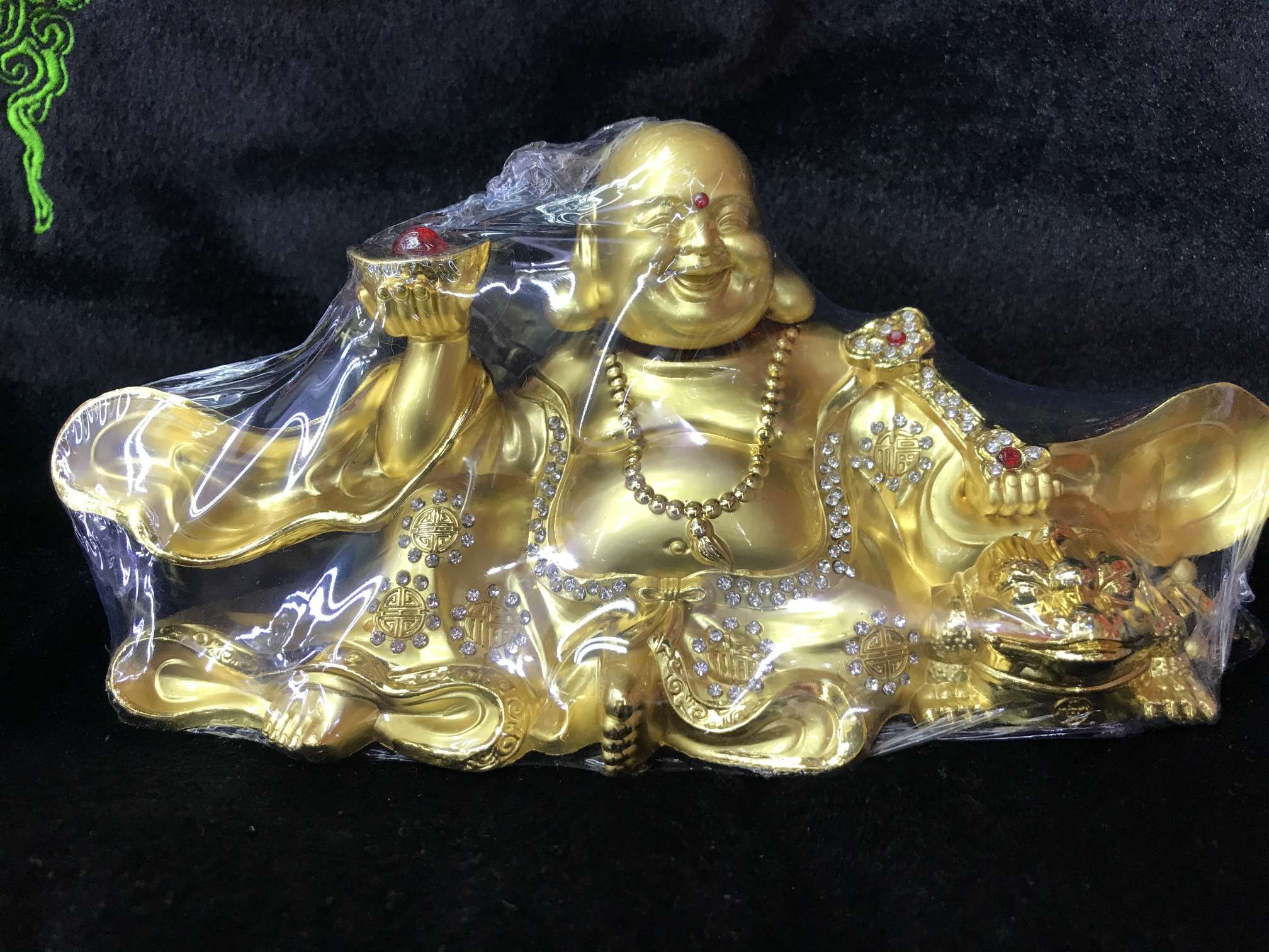 Alloy car ornaments undefined