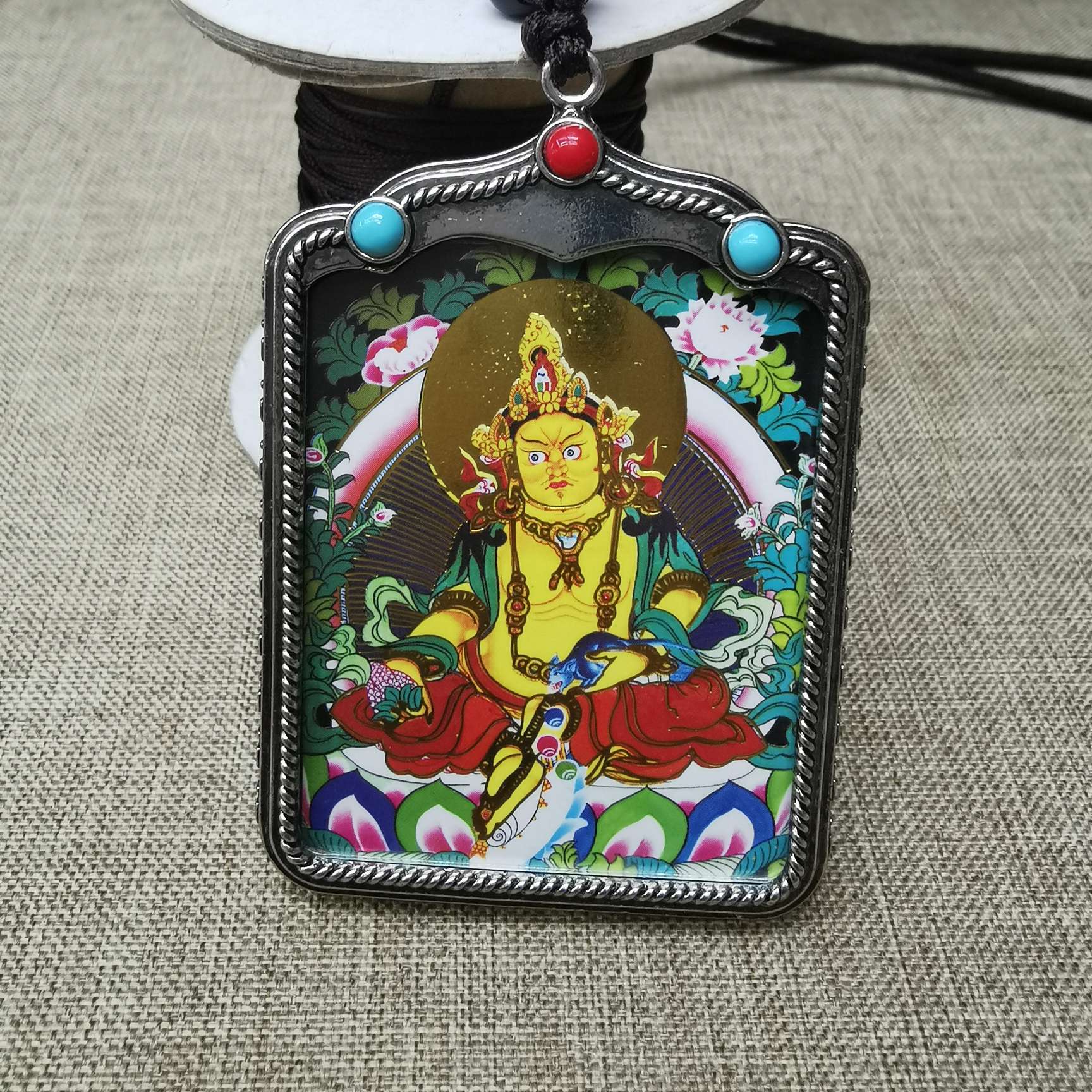 Tibetan Thangka necklace, Yellow God of Wealth, Five Gods of Wealth, Twelve zodiac signs, both men and women Specification image