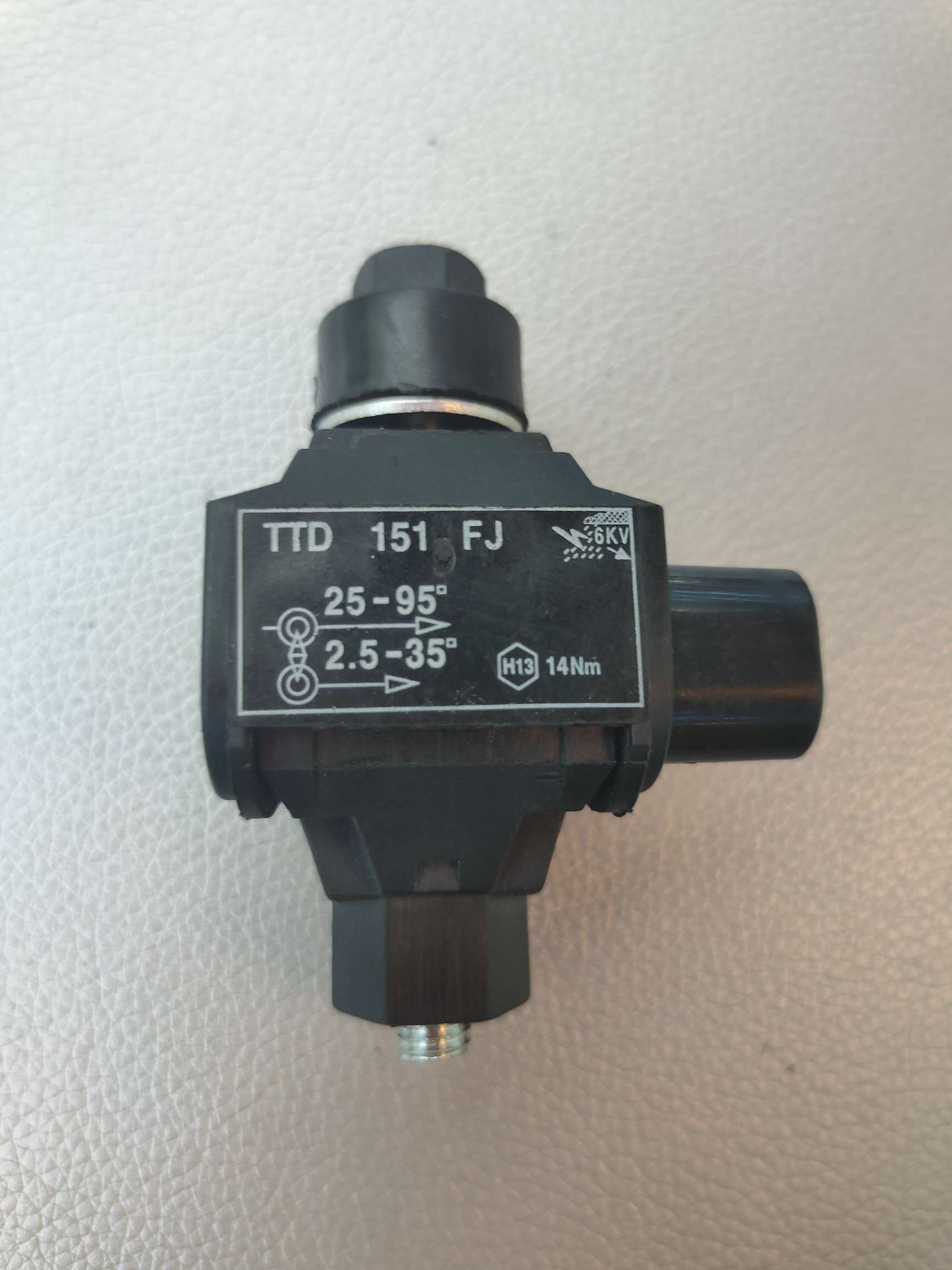 穿刺线夹TTD  151  FJ
25-95
2.5-35