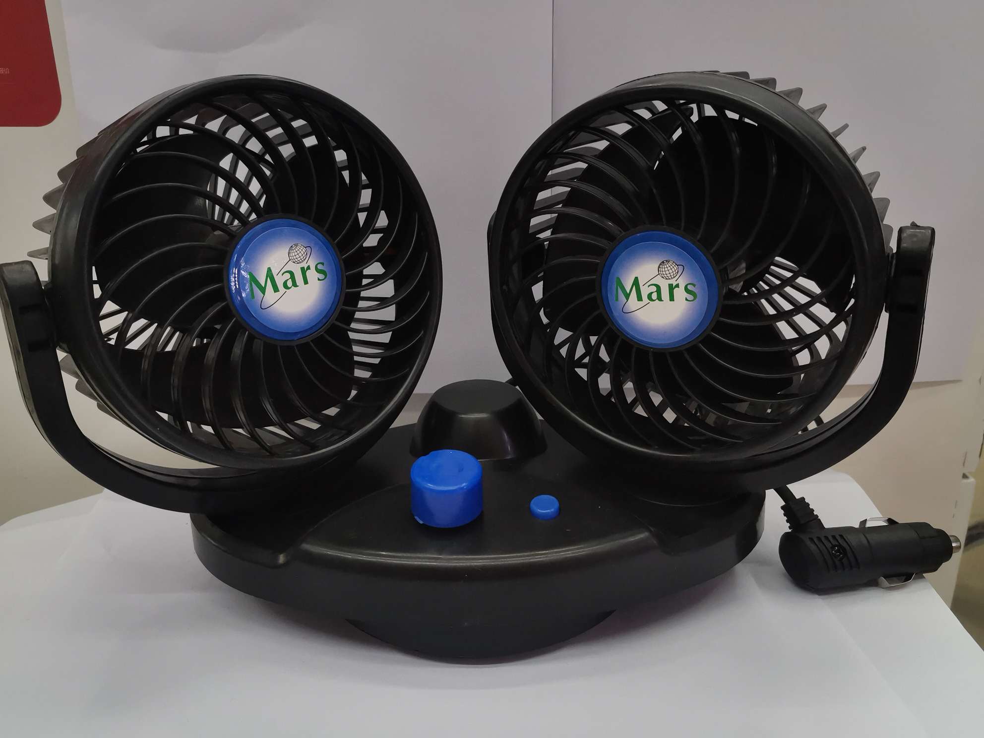 Two-head car fan thumbnail