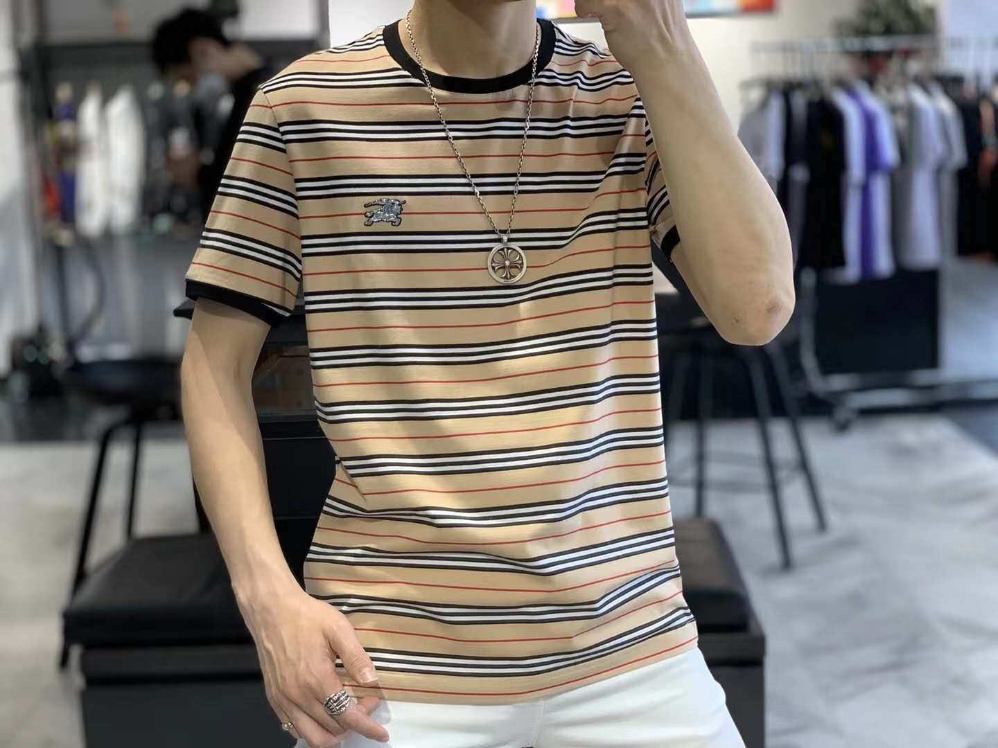 The new short sleeve T-shirt for men in the popular logo summer fashion for students in cotton half-sleeve shirts with yellow stripes thumbnail