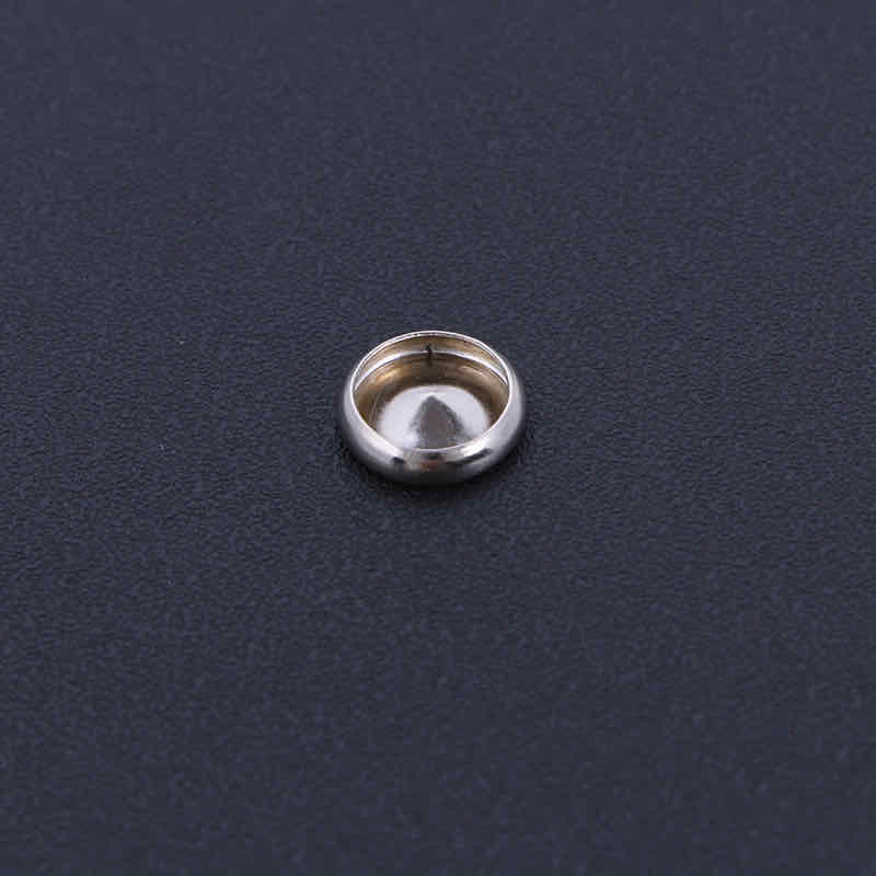 Factory direct sales and wholesale of high-quality luggage hardware accessories. Electroplated tail nails, fork nails, and two-foot nails can be customized Application Scenario