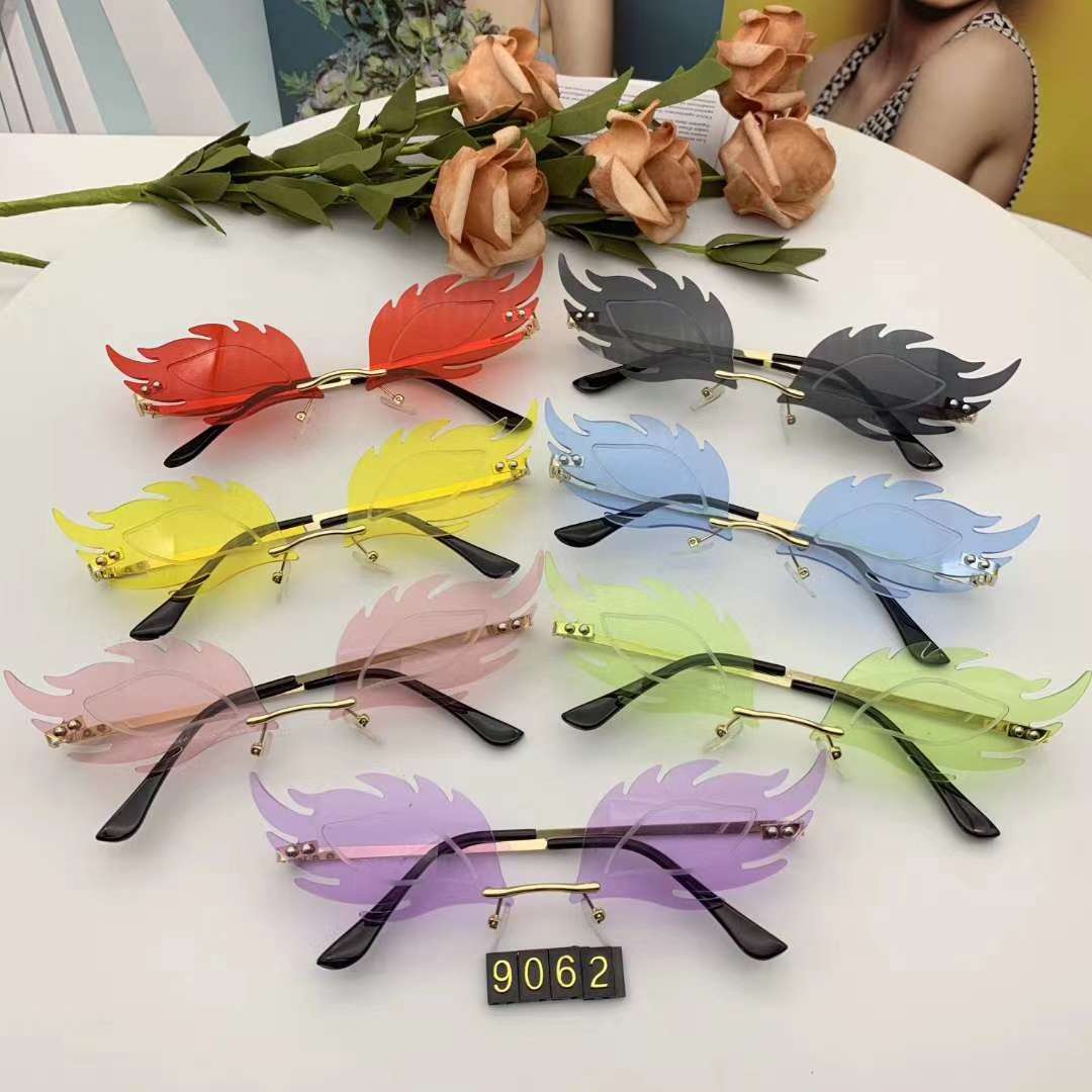 Flame 🔥 frameless sunglasses