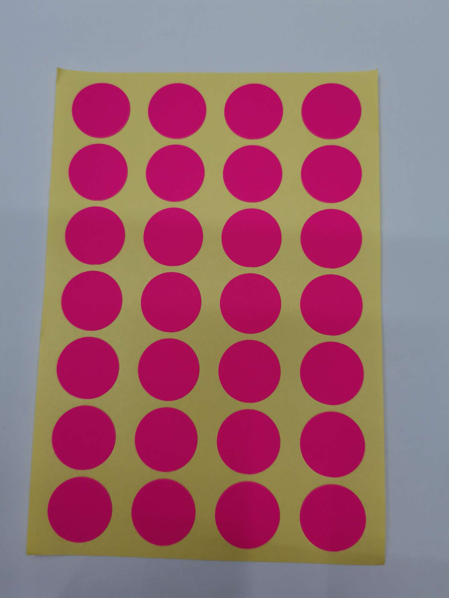 Diameter: 1.9cm fluorescent adhesive rose red thumbnail