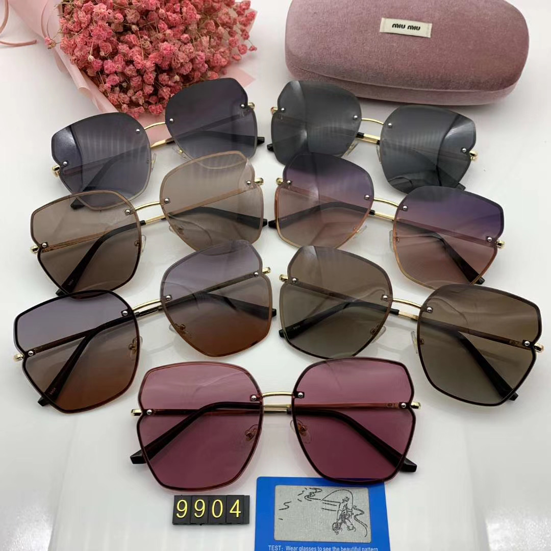 Korean casual sunglasses thumbnail