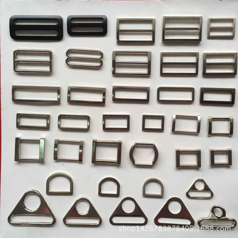 The manufacturer supplies a variety of alloy square buckles for luggage hardware accessories, including Japanese character buckles and new square buckles in wholesale stock
