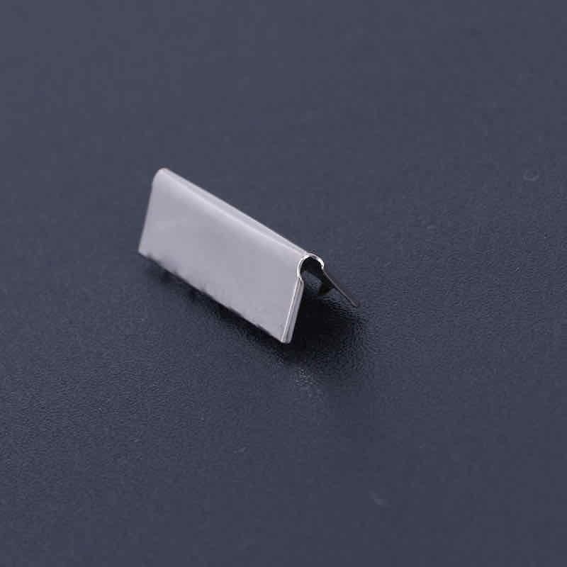 Metal clothing accessories, metal tail clips, luggage accessories, webbing, tail clips, ropes, and belt clips can be customized details Picture