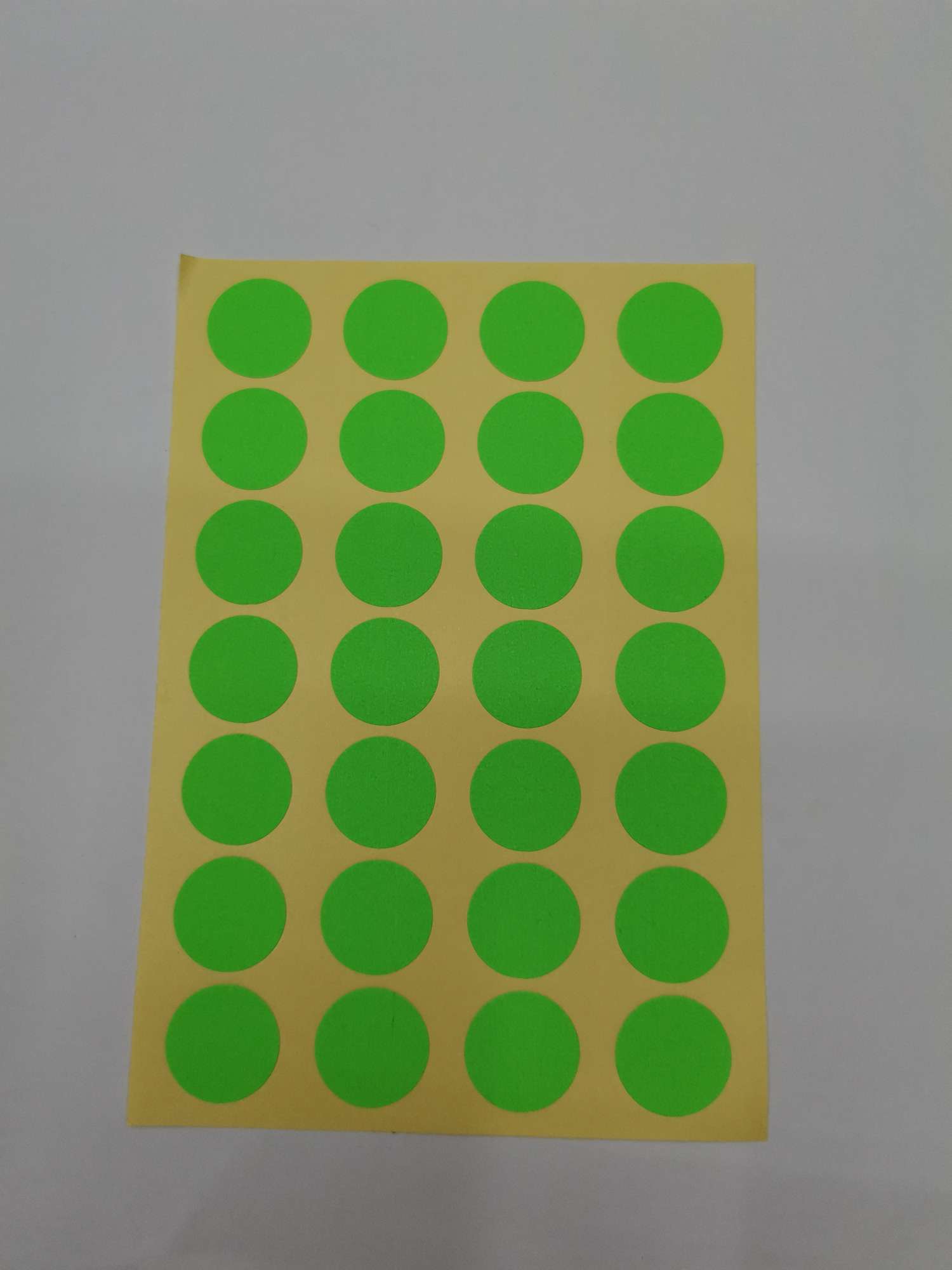 1.9cm in diameter fluorescent adhesive green thumbnail