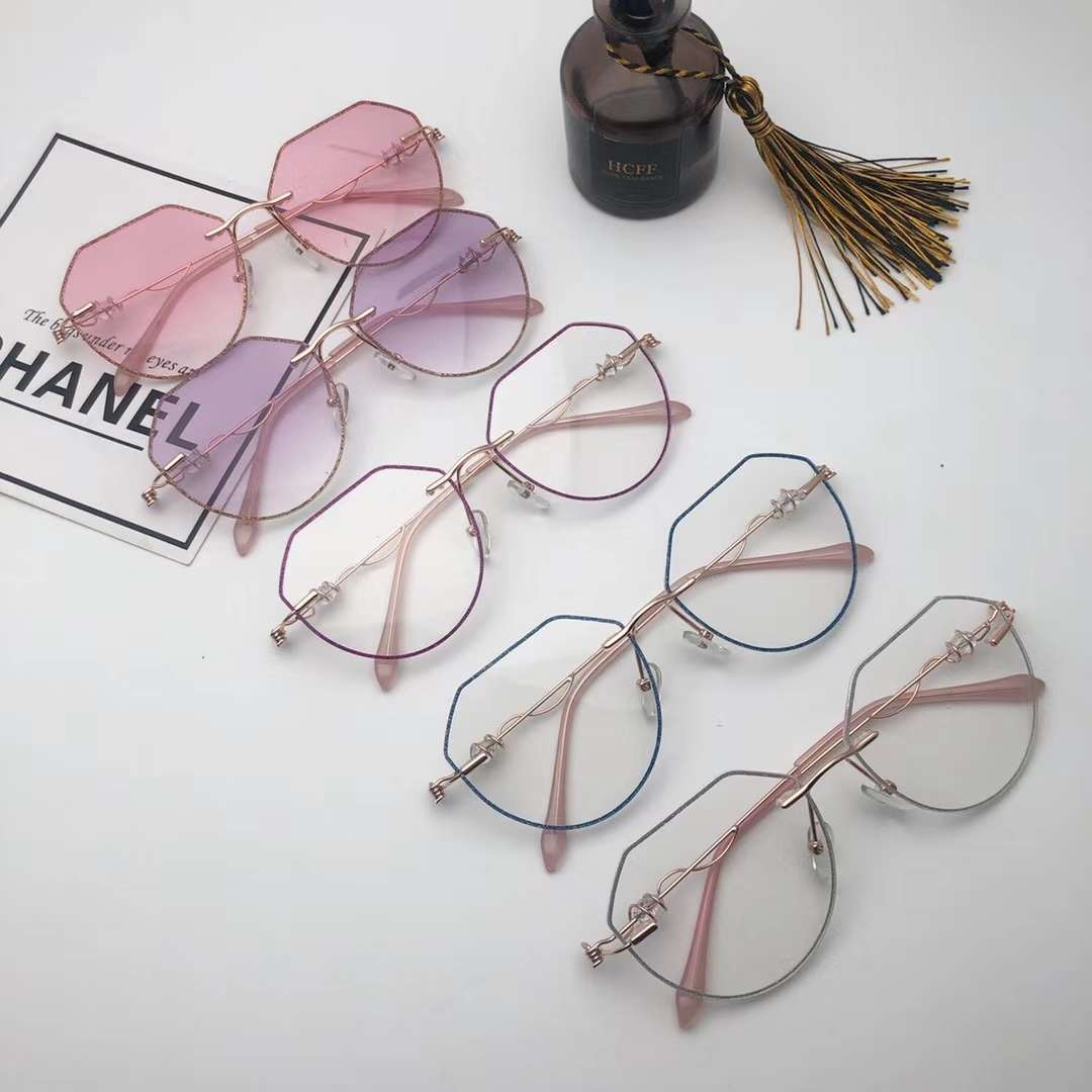 Rimless dazzle color myopic glasses