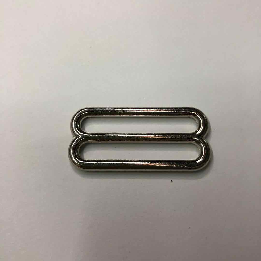 The manufacturer supplies a variety of alloy square buckles for luggage hardware accessories, including Japanese character buckles and new square buckles in wholesale stock Specification image