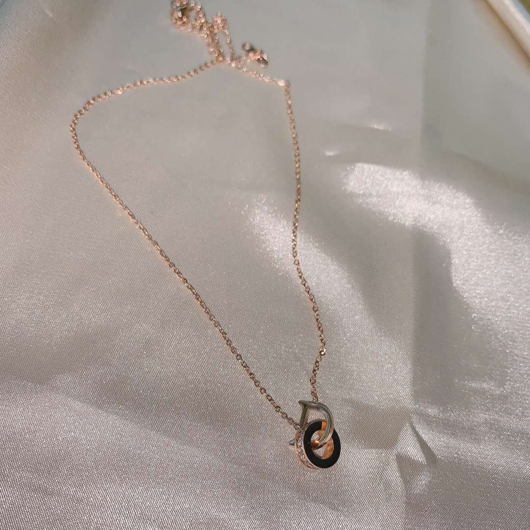 Bamboo Peak Jewelry D Letter Necklace Circle Necklace Zircon Titanium Steel Clavicle Chain Fashion Necklace Women's Stainless Steel Necklace Titanium Steel Necklace Item Picture
