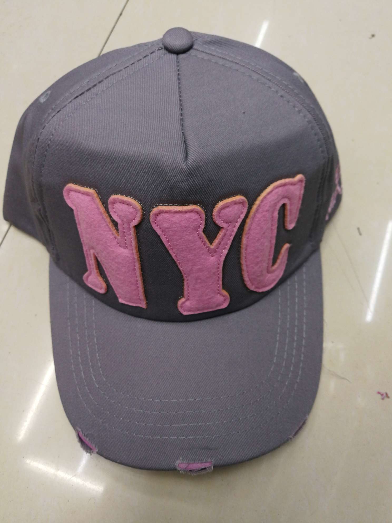 Baseball caps embroidered with letters thumbnail