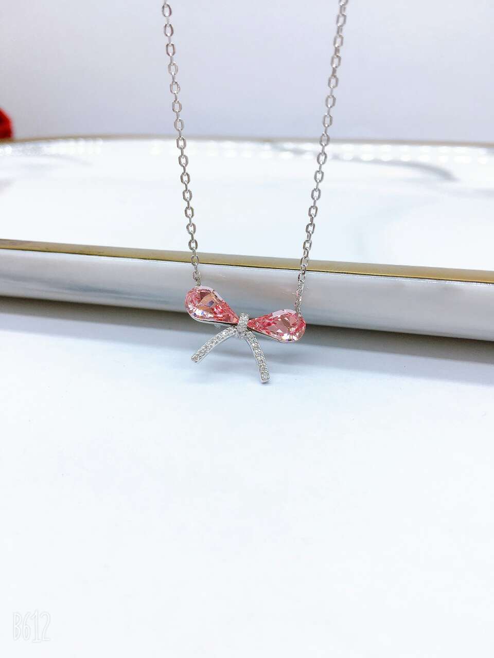 Pink bow 🎀 sterling silver necklace thumbnail
