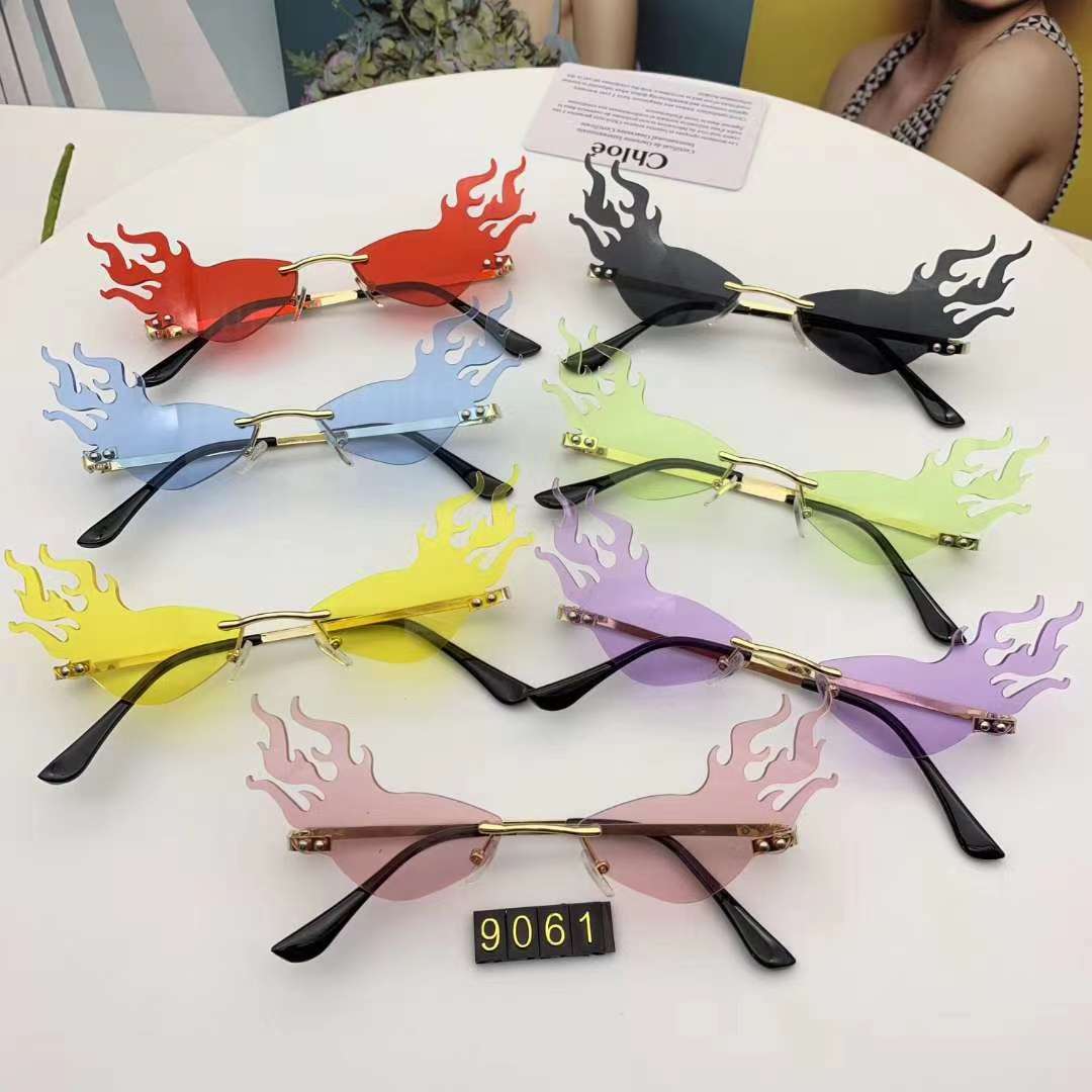 Dazzling Sunglasses With Fireworks