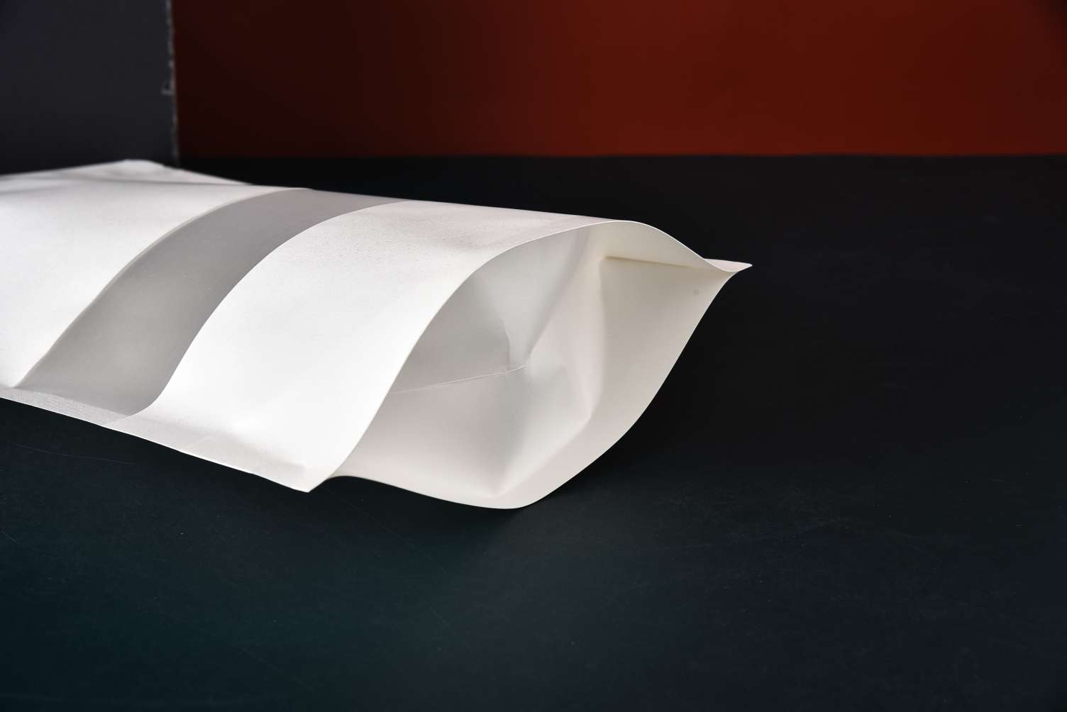 White kraft paper frosted window stand-up bags without printing, food-sealed zipper bags in various sizes in stock Specification image