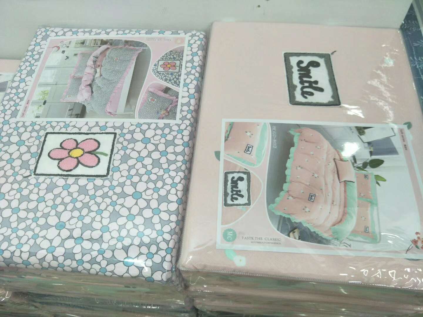 مجموعة جديدة من أربعة أجزاء من منشفة سميكة طولها مترين Item Picture