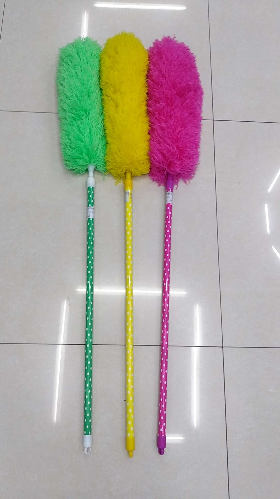 Factory direct selling clean feather duster aluminum alloy rod telescopic dust duster feather duster thumbnail