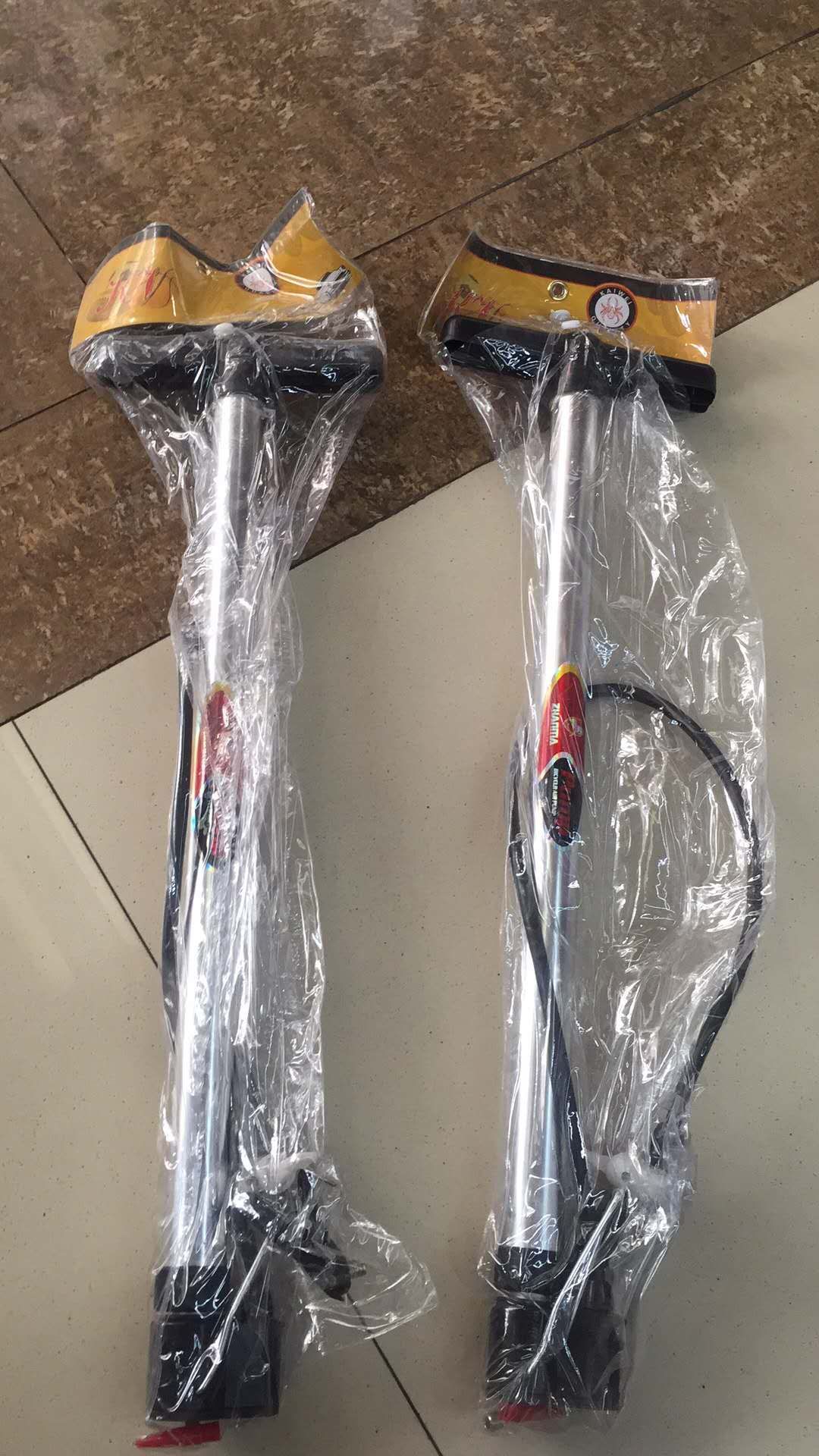 56型铝镀光吊卡汽简