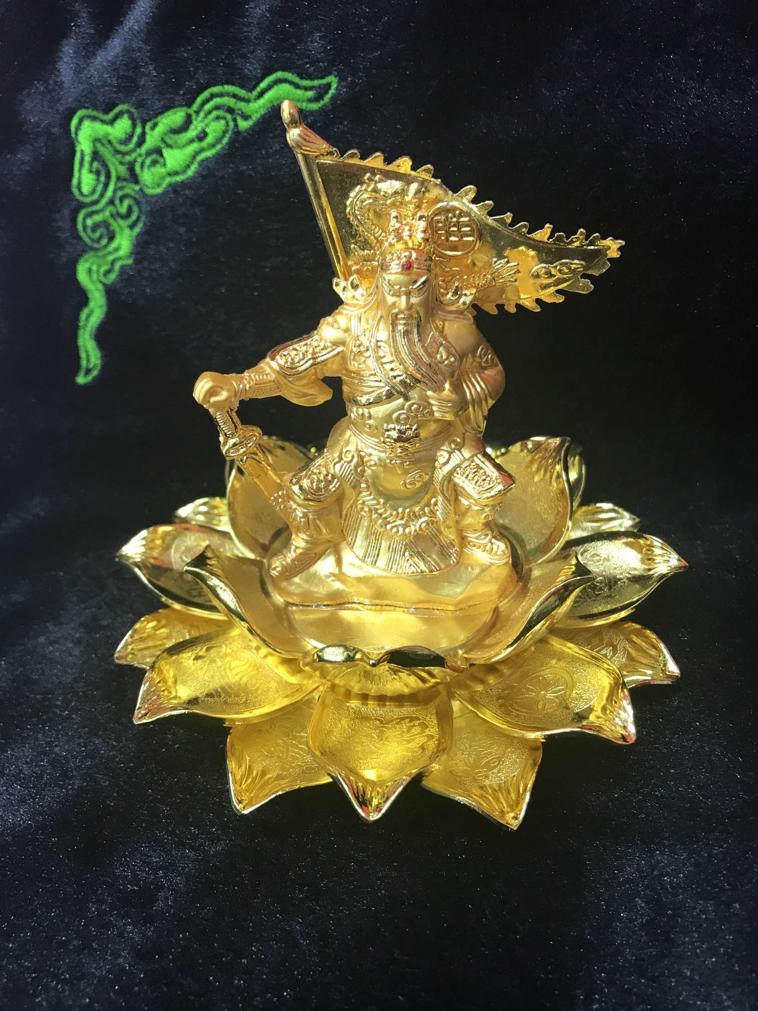 Alloy three-dimensional Lotus Guanyin series undefined