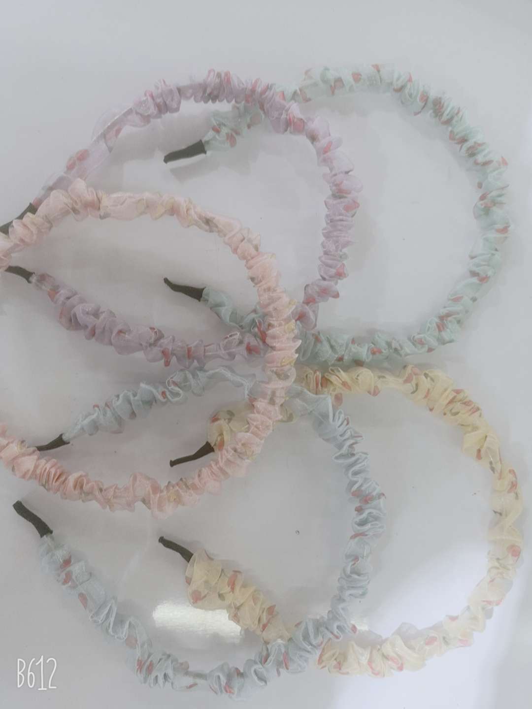 Small crinkled chrysanthemum gauze headband