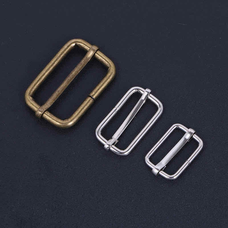 The manufacturer wholesals a large quantity of high-quality luggage accessories, including metal pull core buckles, iron wire buckles, three-position buckles and adjustable buckles Specification image
