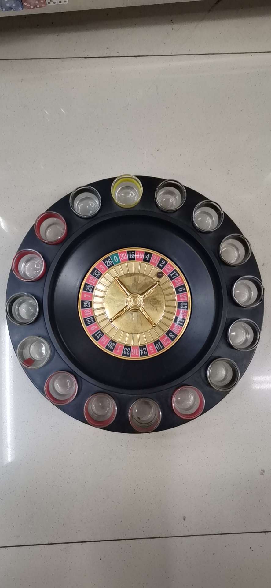 16杯转盘酒杯游戏