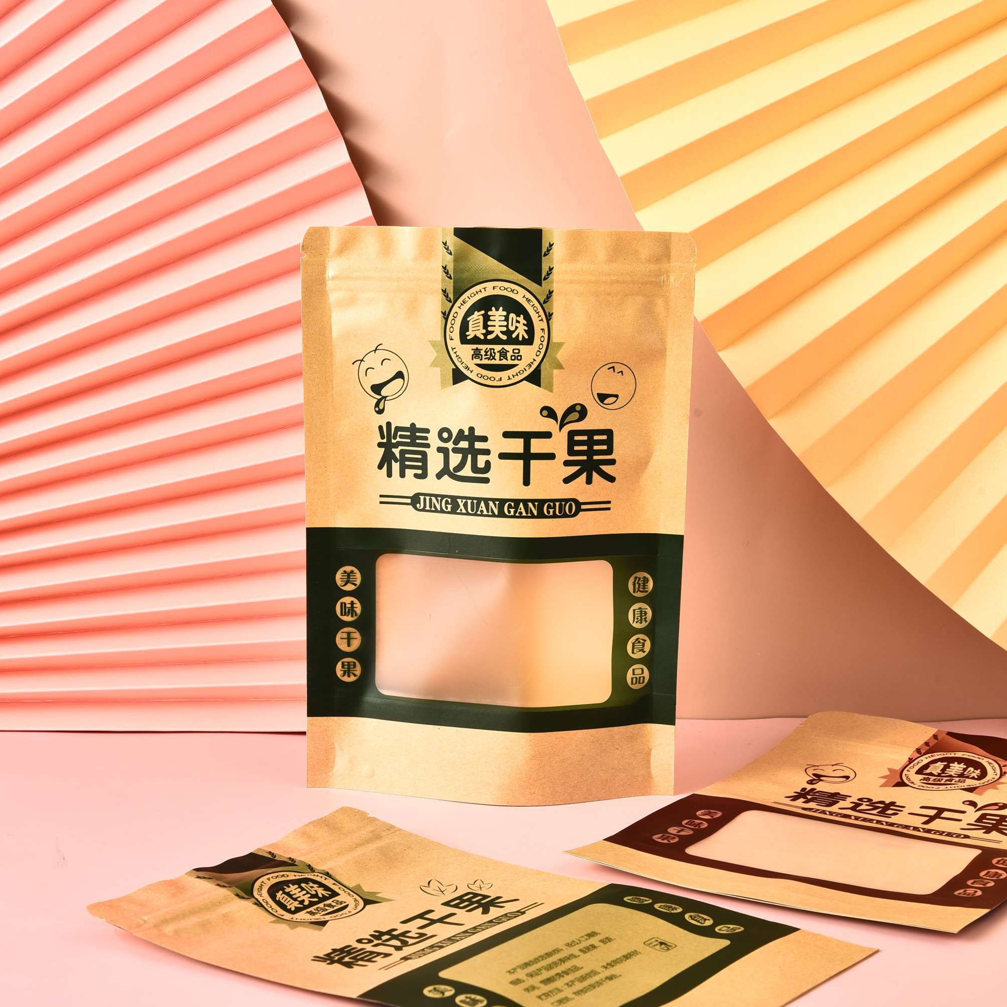 Selected dried fruit kraft paper, frosted window stand-up bags, snack sealed kraft paper bags are in stock details Picture