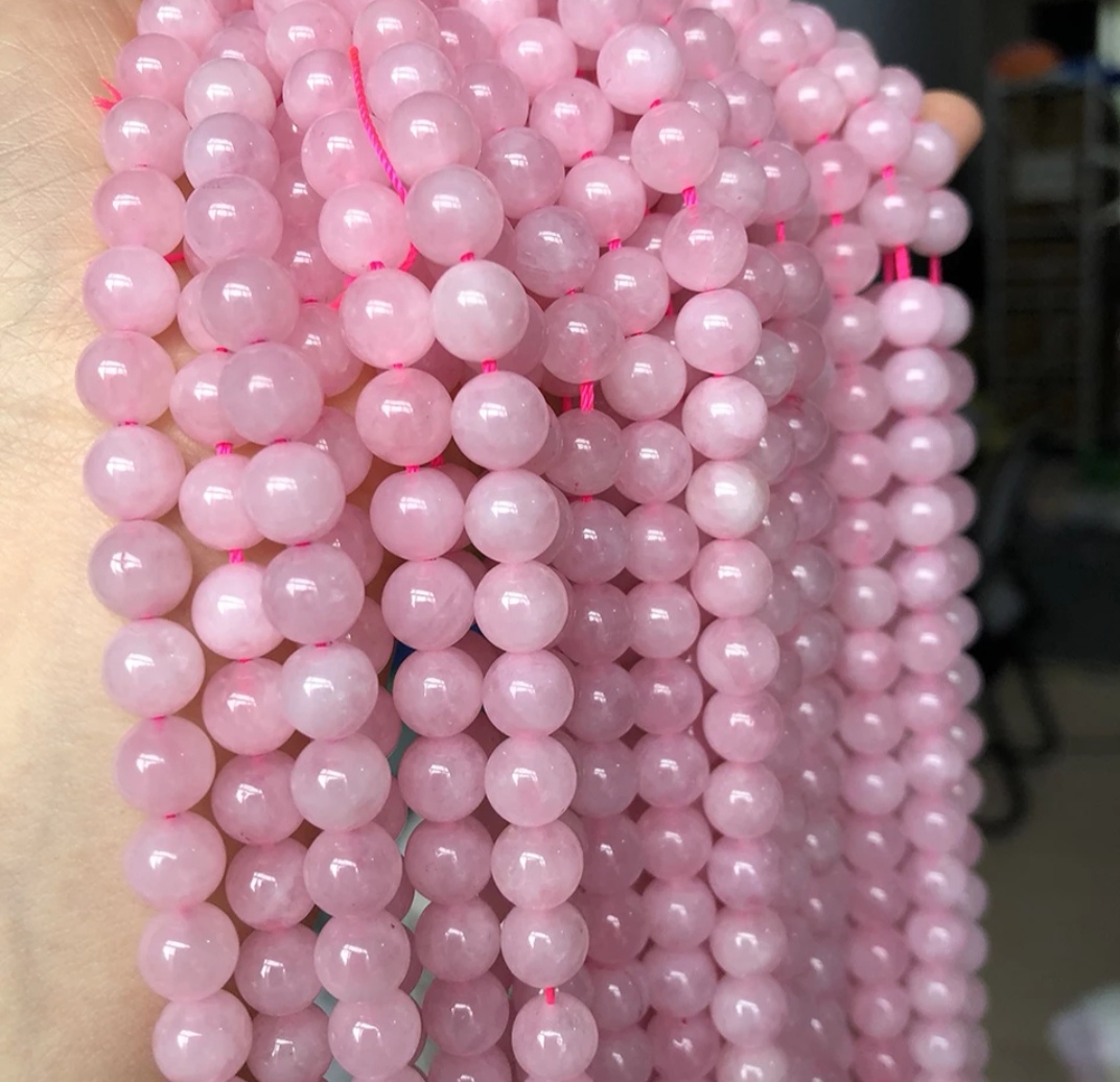 4mm, 6mm, 8mm, 10mm, 12mm natural rose quartz garden beads, DIY necklaces and bracelets Application Scenario