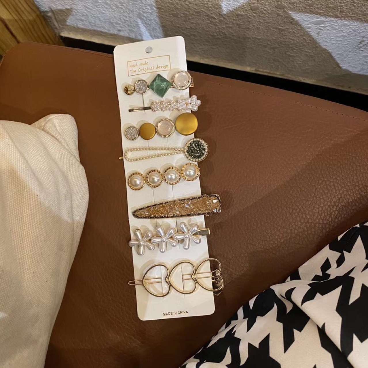 Wechat business Korean ins web celebrity side word pearl clip top clip hair clip side clip hair clip headband clip thumbnail