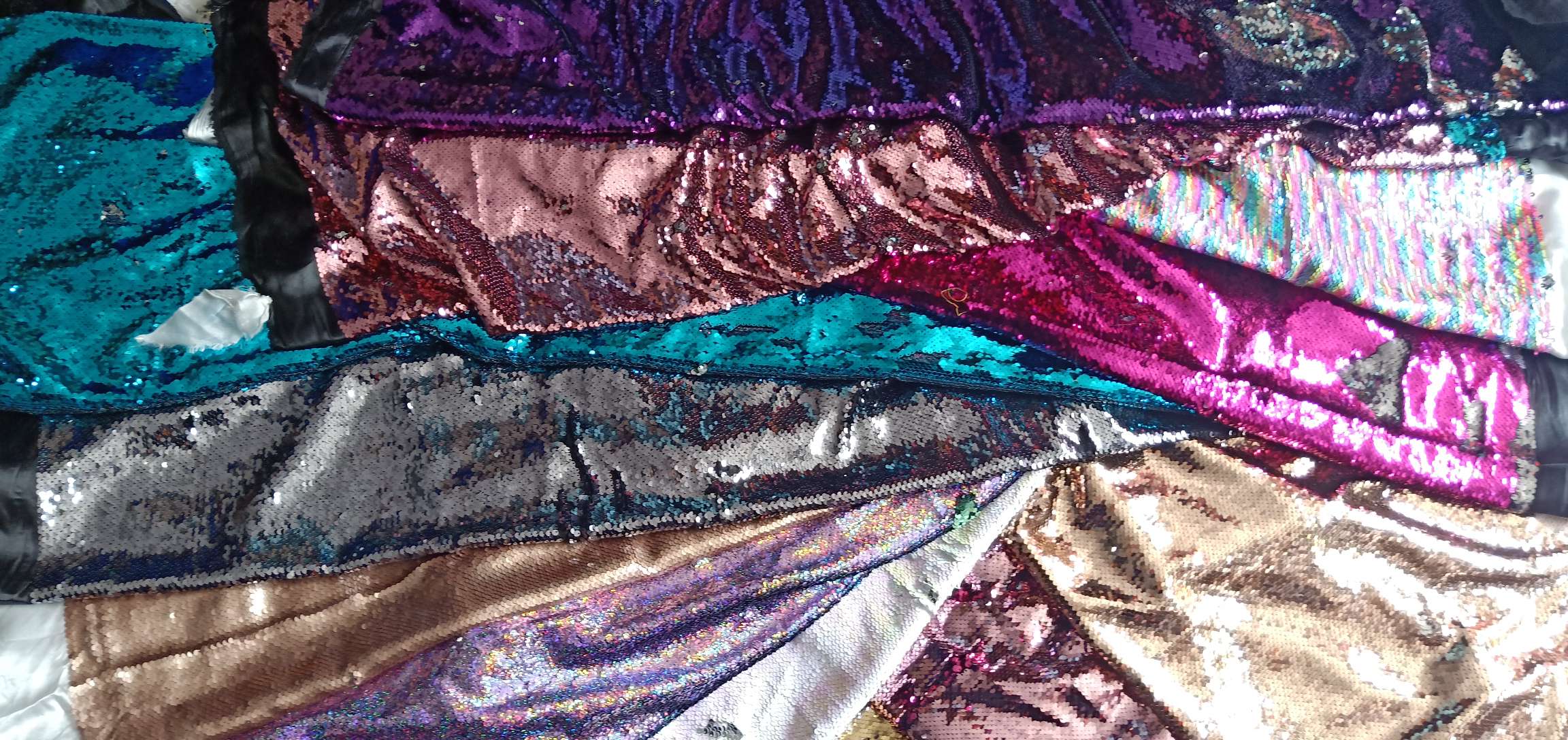 绣花/压花绒/亮片产品图