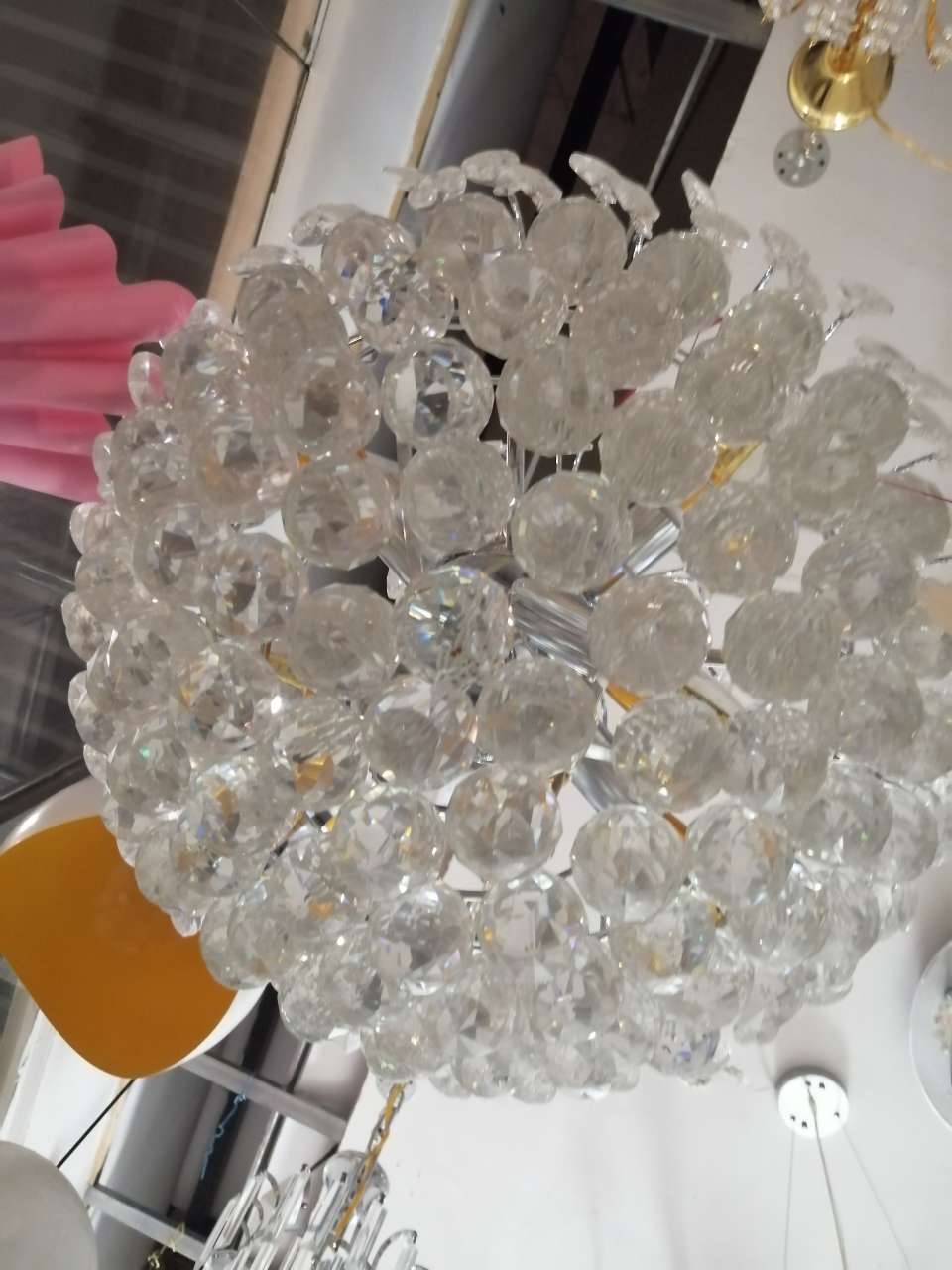 家用吊灯实物图