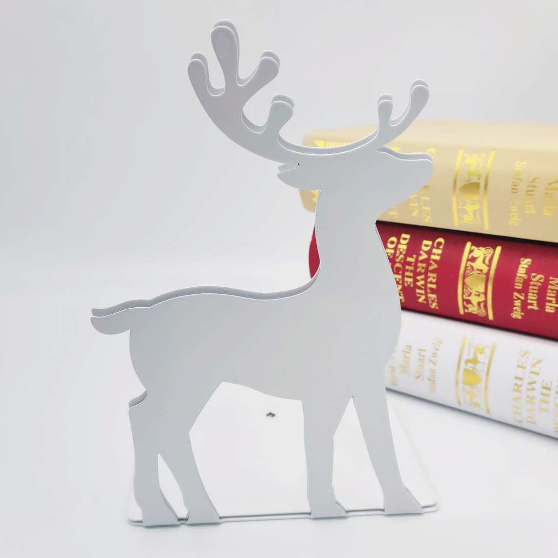 The little deer stands upright Application Scenario