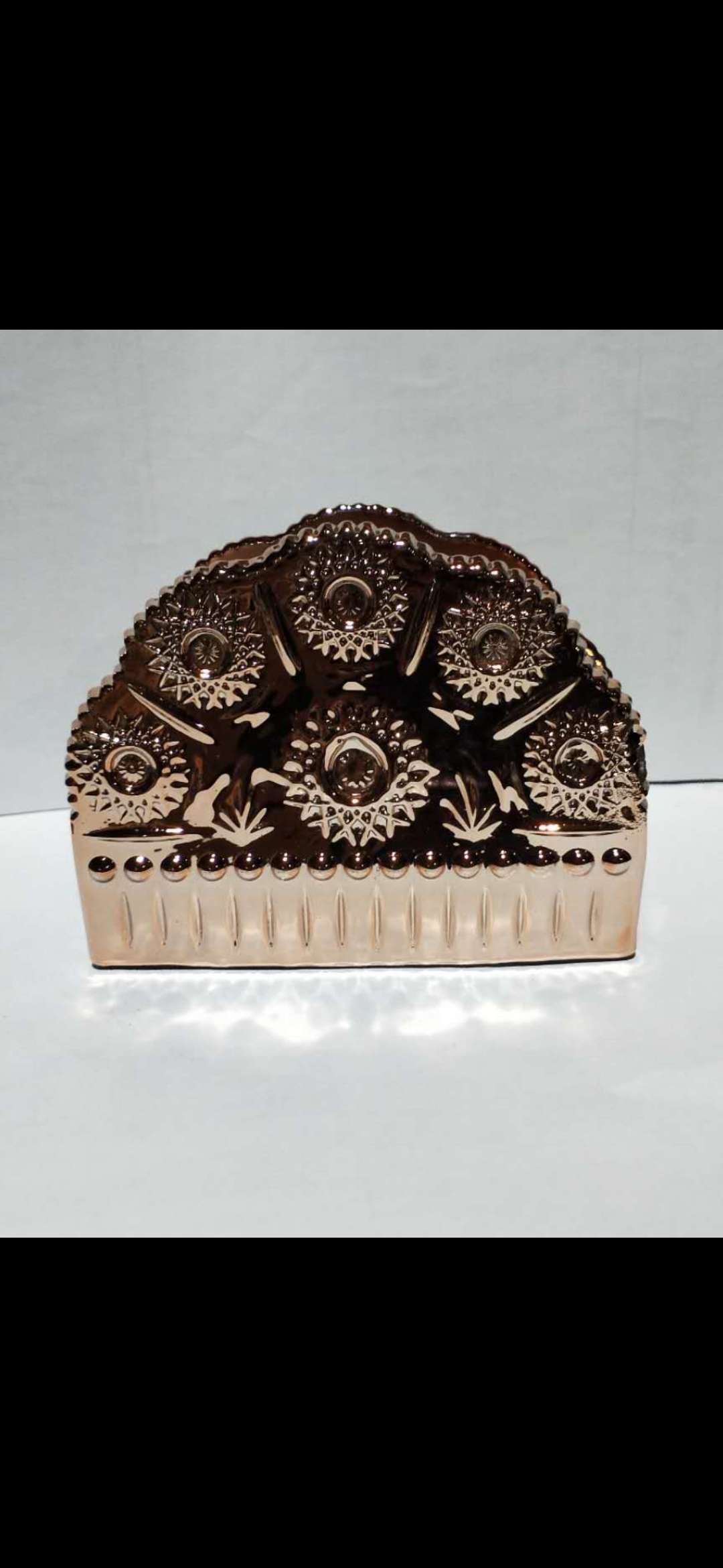 Electroplated glass paper towel holder thumbnail