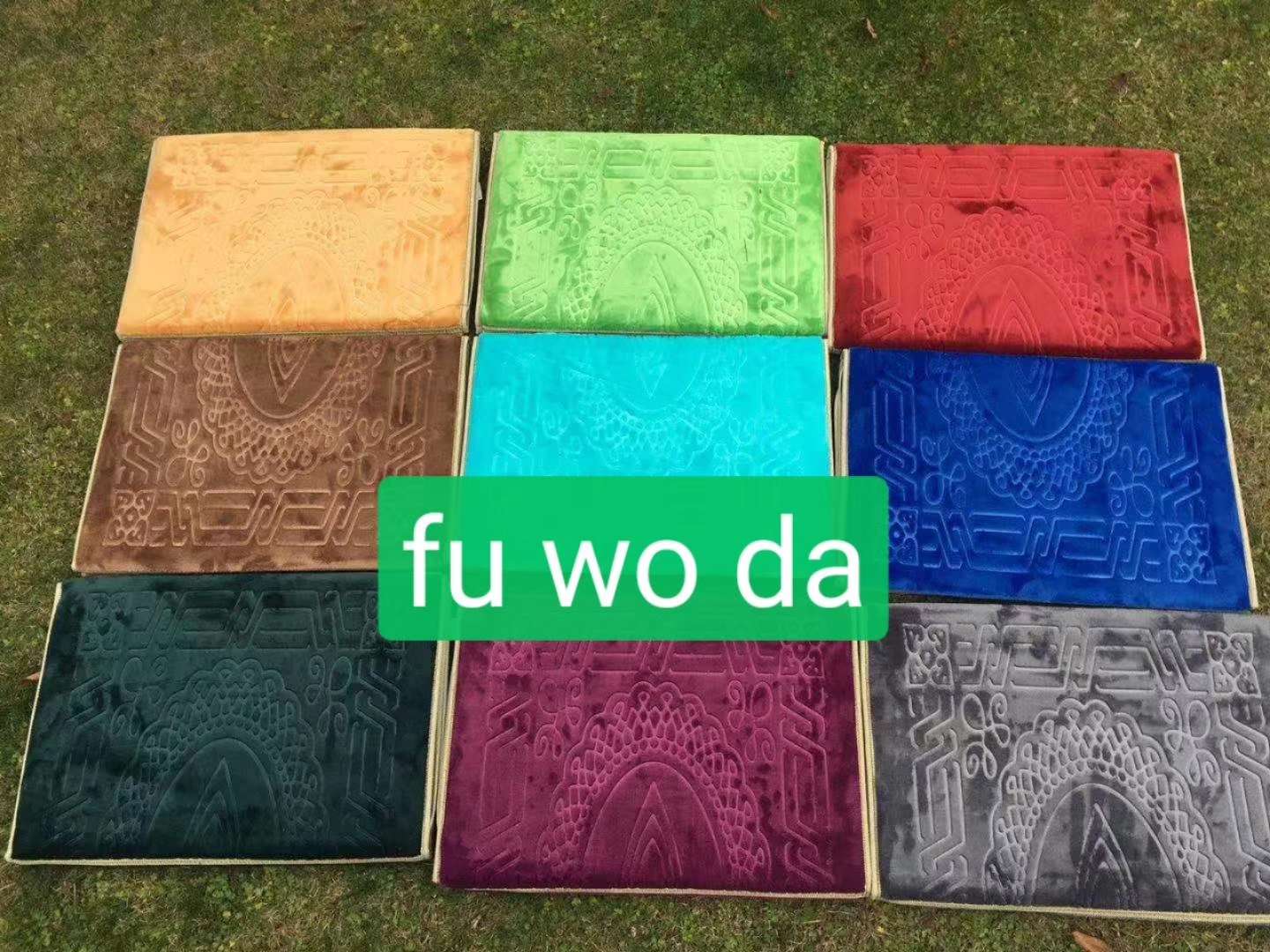 Folding bed linens, worship carpets, direct sales from carpet manufacturers, gift carpets Application Scenario