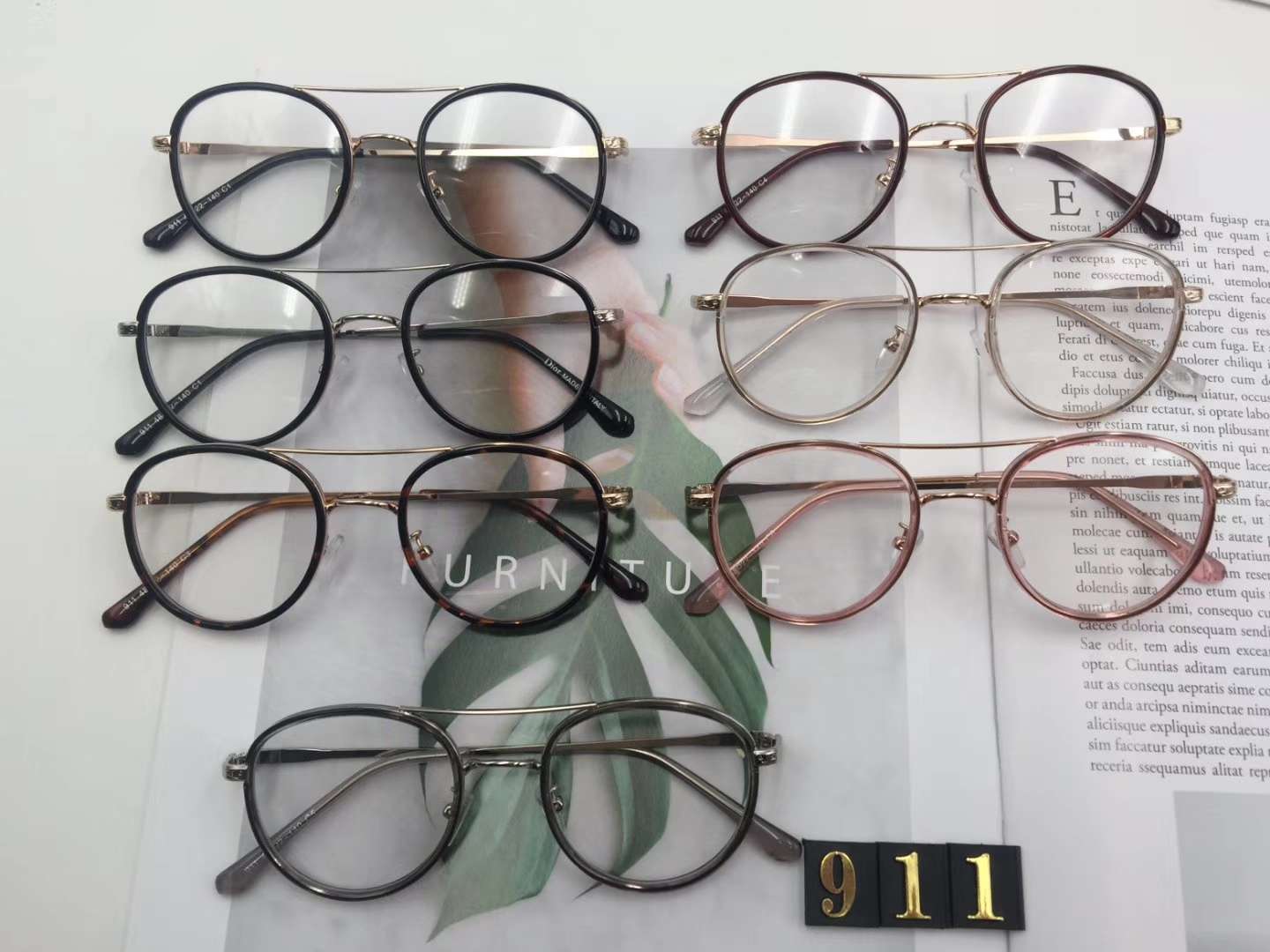 911 glass frame