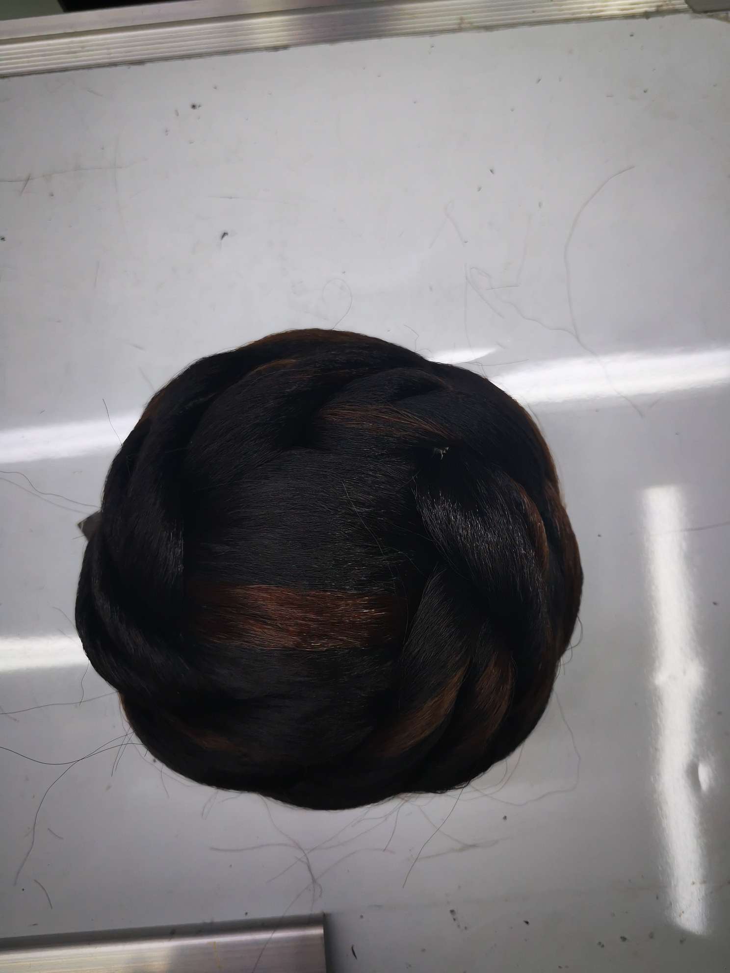 044 a wig thumbnail