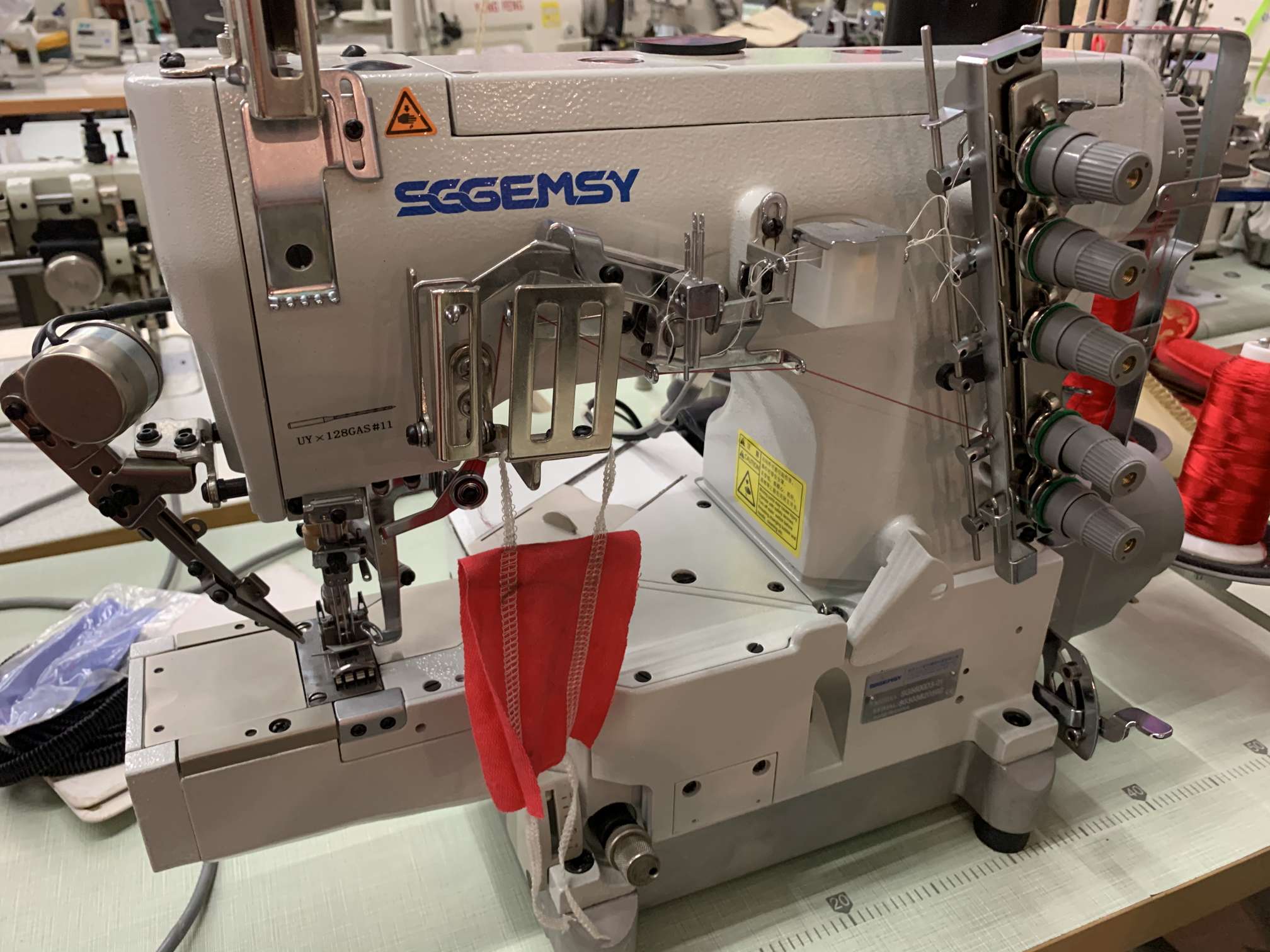 Working gem small turn over automatic thread cutting thumbnail