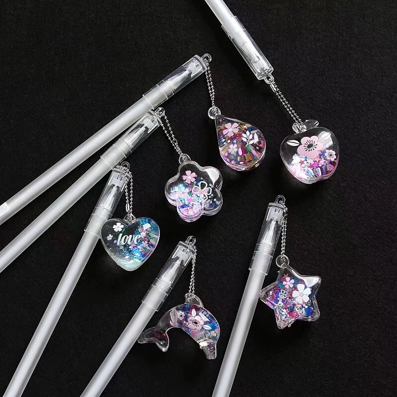 Creative shaped star heart shape sequined oil metal pendant, neutral student pen Application Scenario