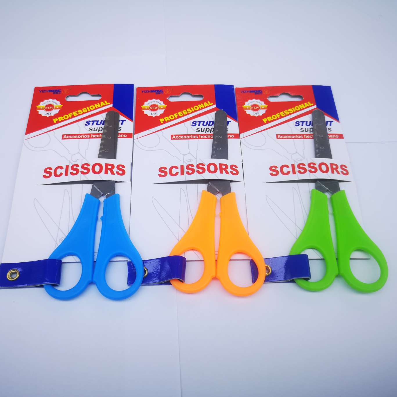 Yizhi King 7033-D Nail Card Scissors, 24 pieces per box, each box mixed in color, product size 12.8*5.5