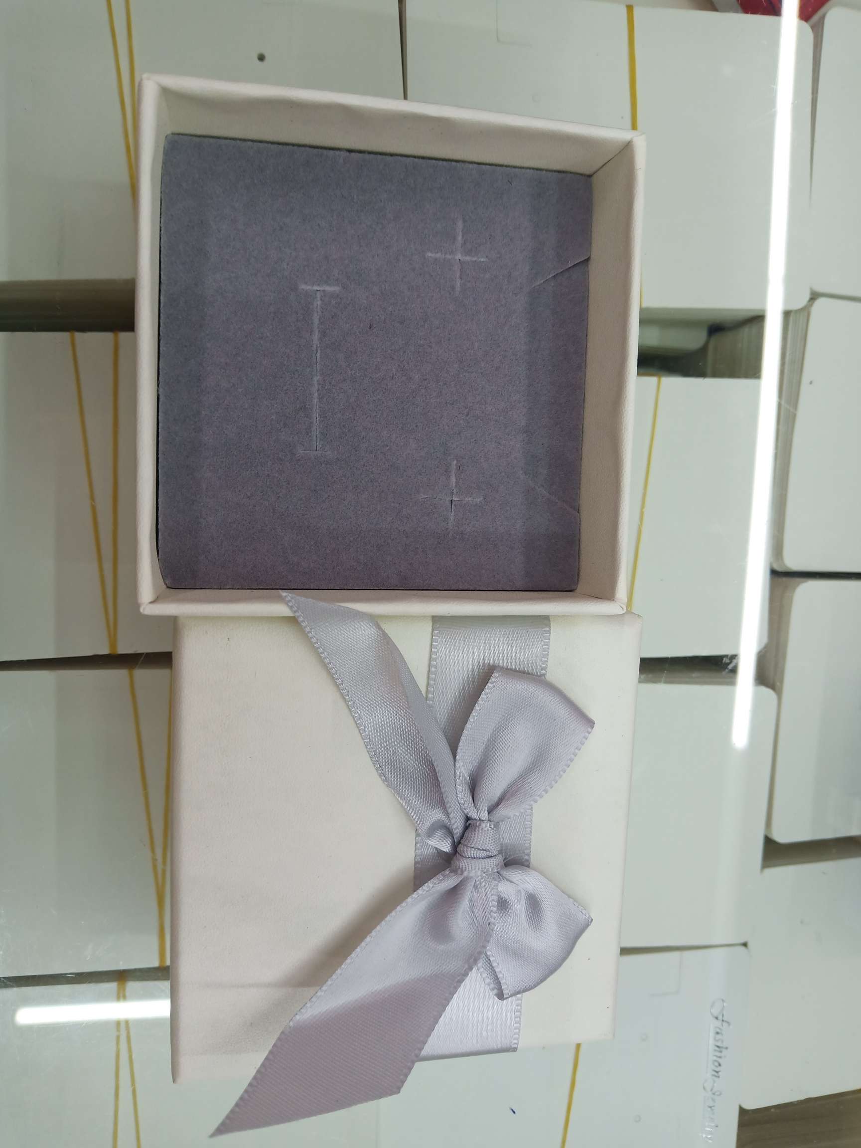 饰品三件套情侣盒7.5X7.5(耳环项链戒指)产品图