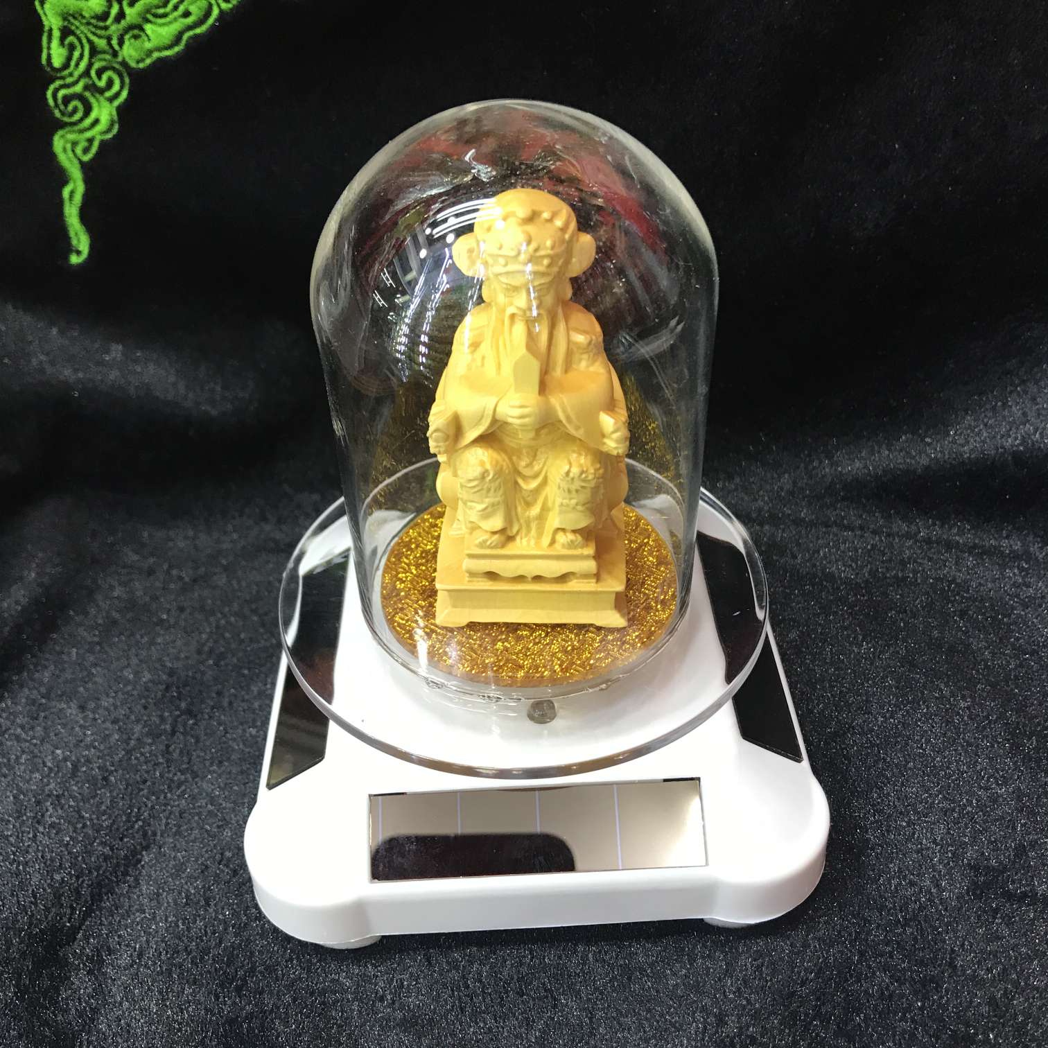 Solar-powered boxwood Guanyin series undefined