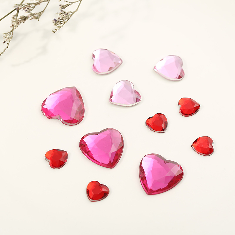 Taiwan acrylic diamond heart-shaped flat-bottomed flat cut premium diamond factory direct sales Specification image