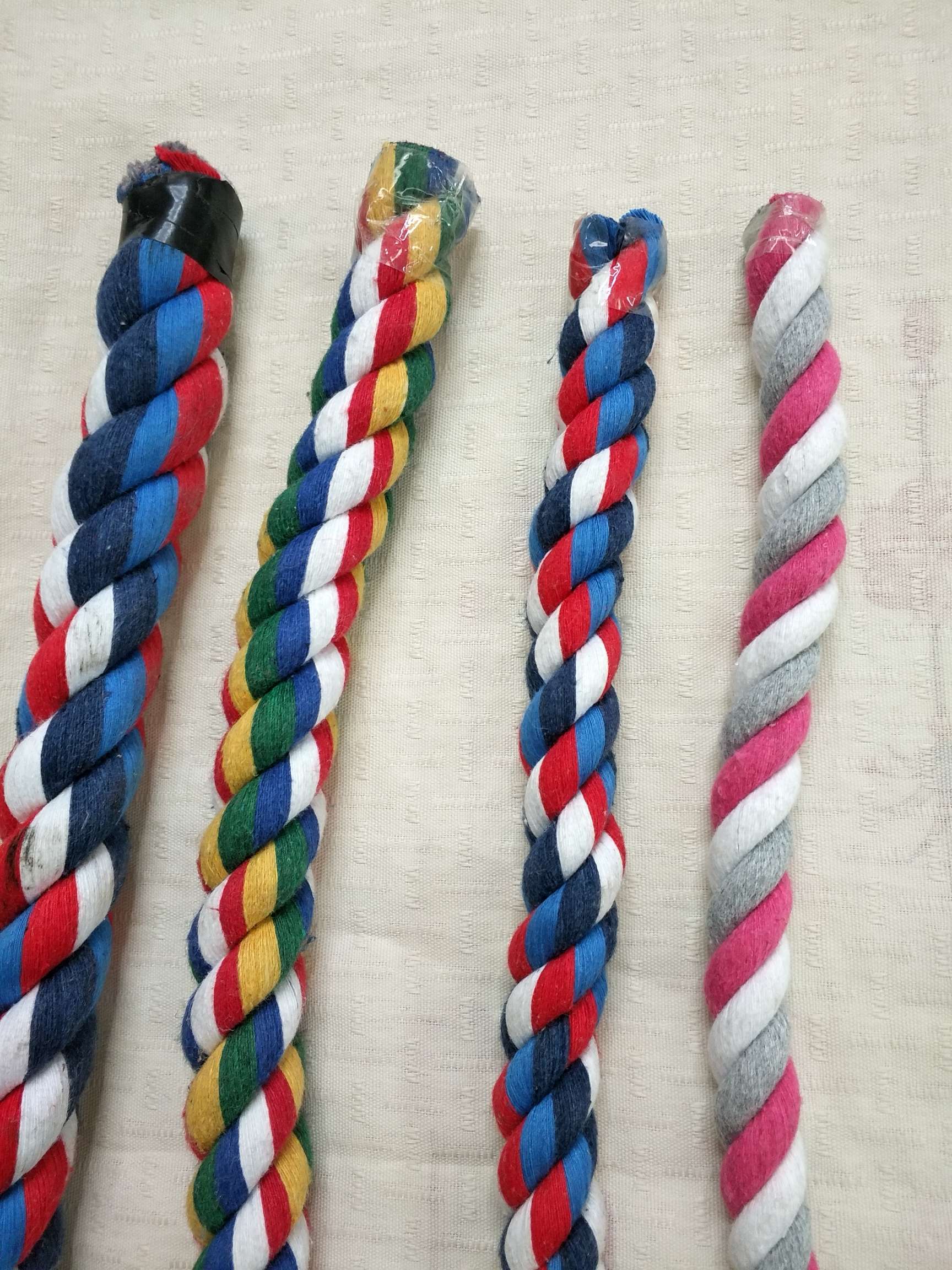 三股彩色棉绳，适用于宠物登爬绳，鸟巢。装饰用绳等等。详情图8