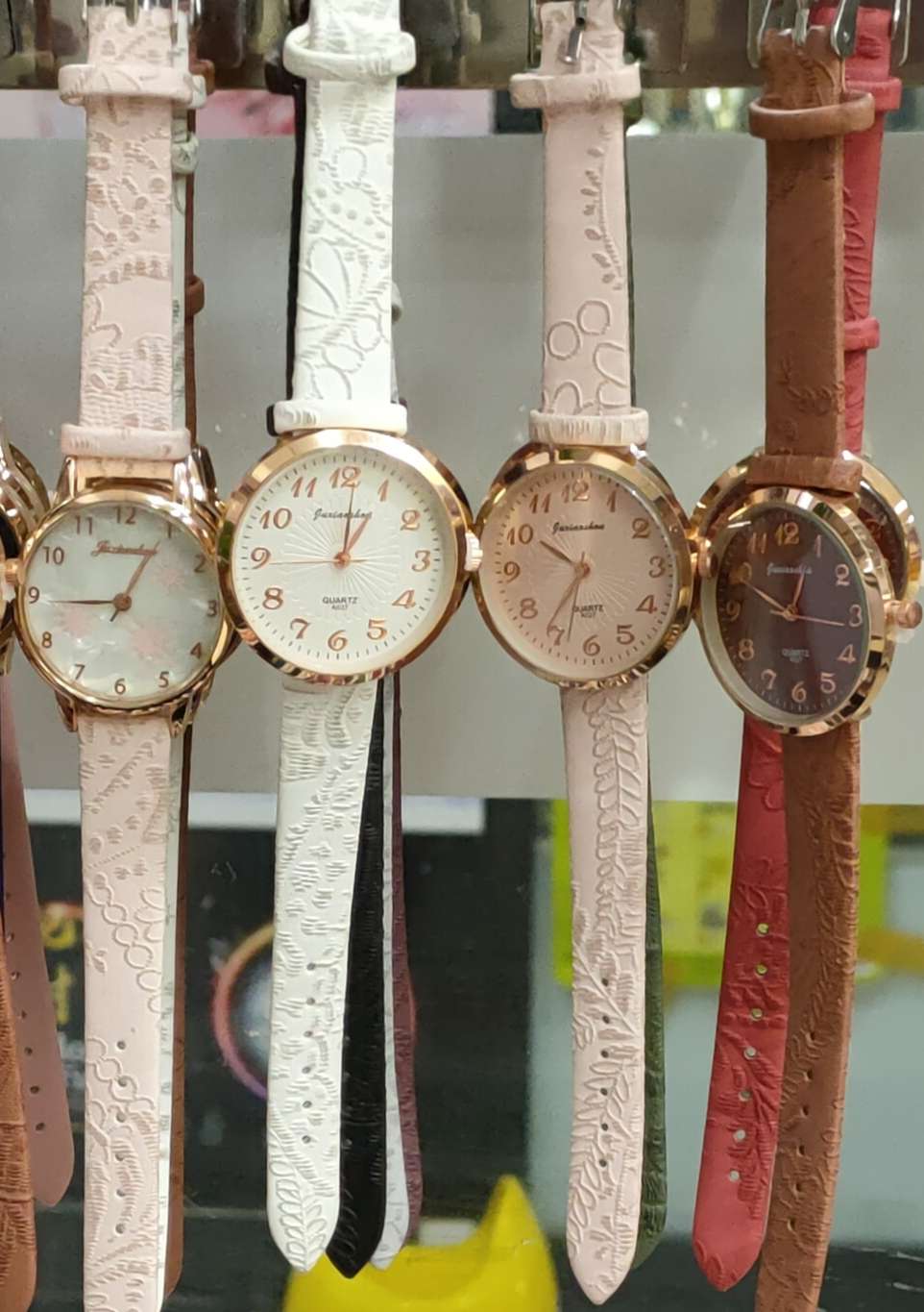 Moda popular multicolor reloj rosa blanco rojo burst waterproof reloj de las niñas Specification image