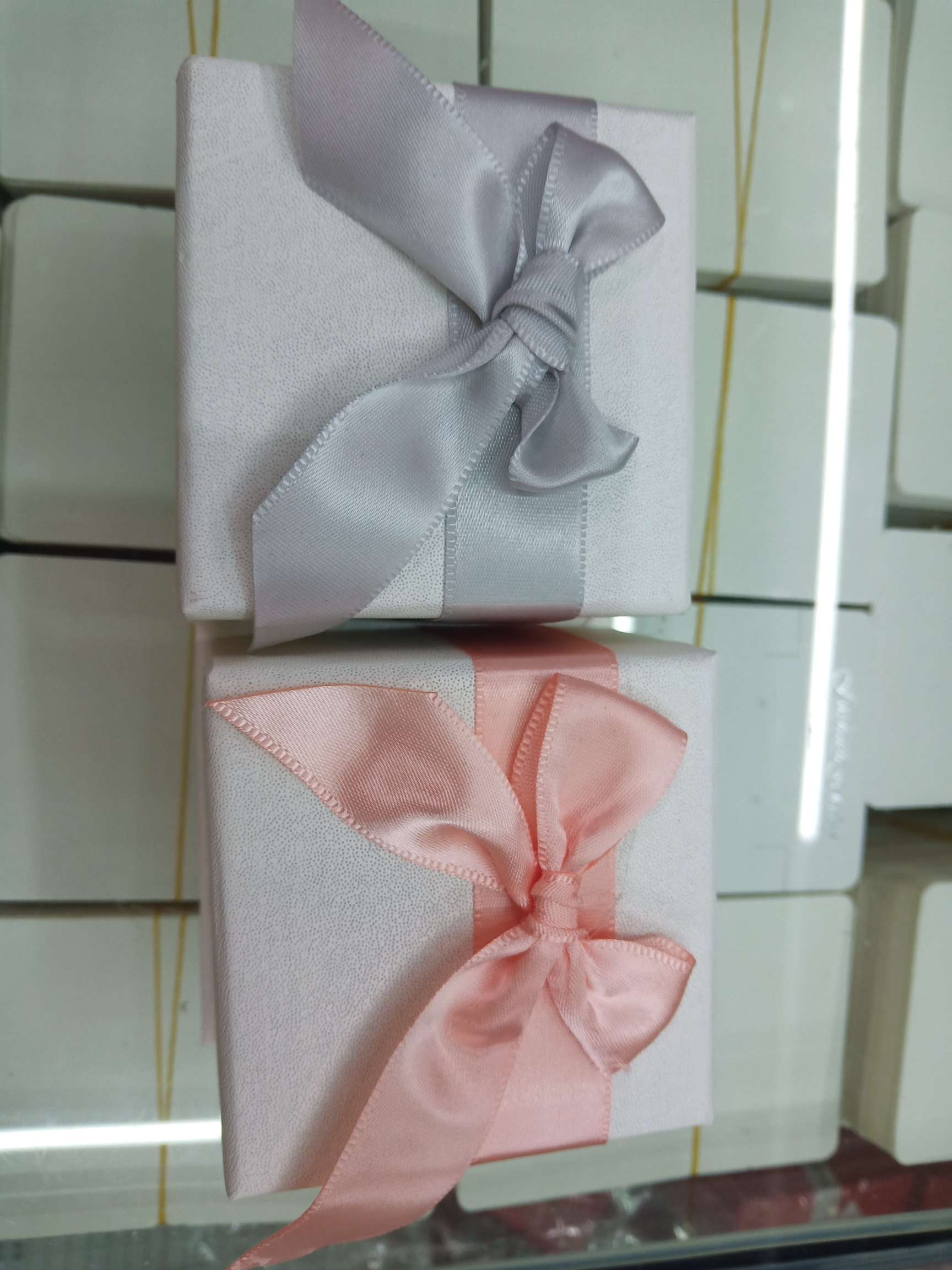 饰品三件套装盒子带底座7.5×7.5×4.5（耳环项链戒指）