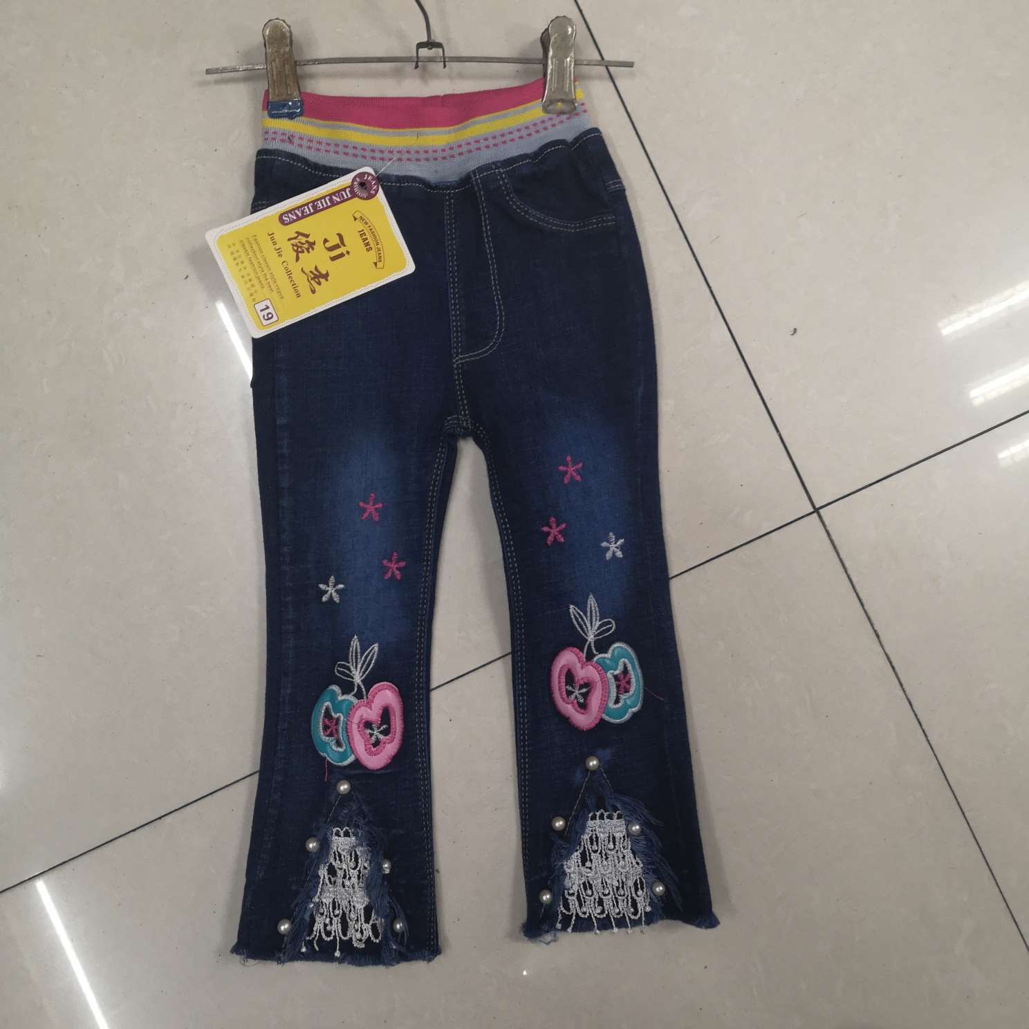 Girls' flared pants, Niu Qzi pants, little girls' denim flared pants, Korean version leggings, spring and autumn, middle and large children's wide legs